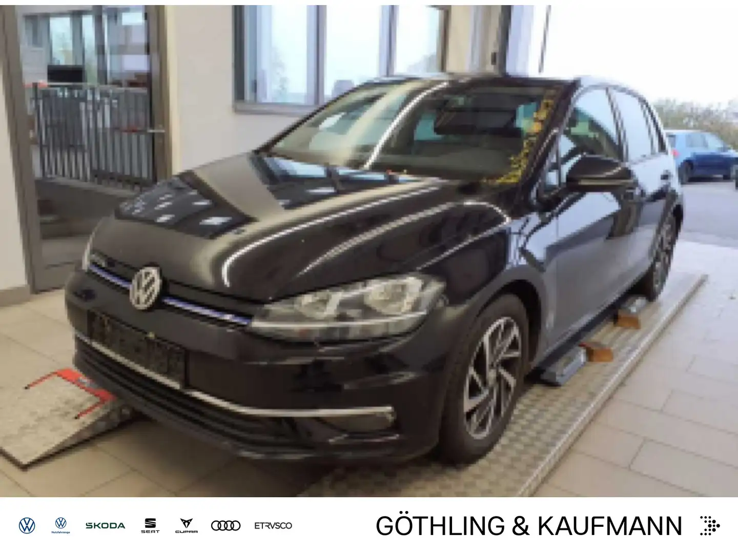 Volkswagen Golf 1.5 TSI JOIN *STDHZG*PDC*NAV*KLIMA*LED*SHZ* Schwarz - 1
