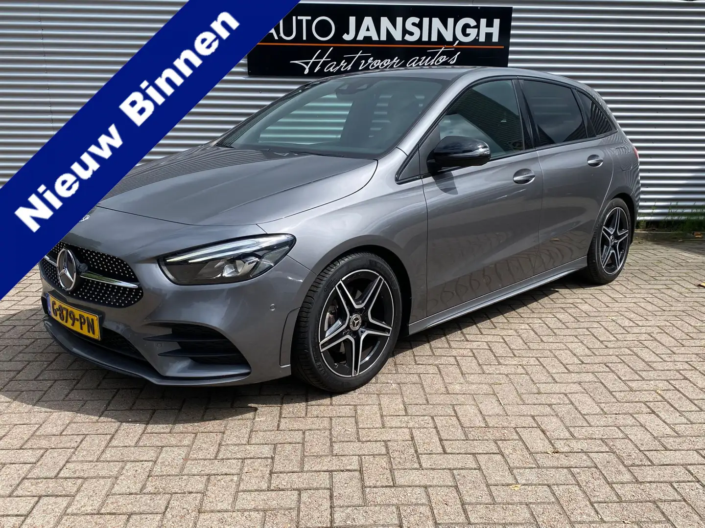Mercedes-Benz B 200 Business Solution AMG!! Automaat!! | Orig. Ndl aut Grijs - 1