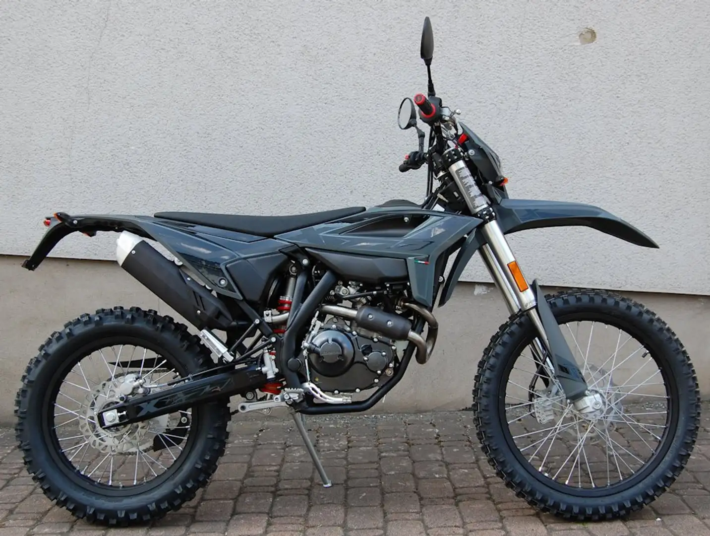 Beta RR 125 RR 125 4T T Enduro X Negru - 1