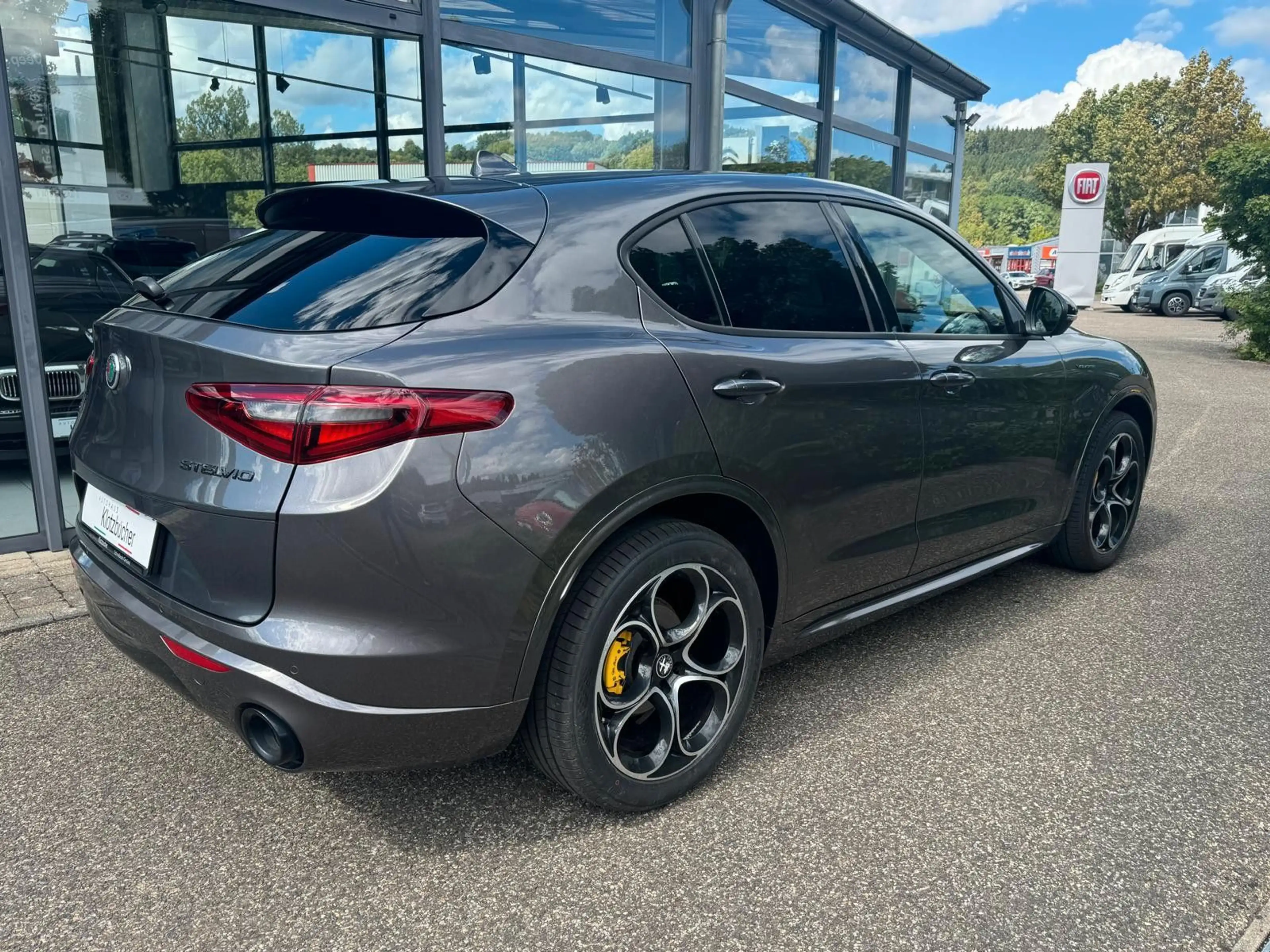 Alfa Romeo Stelvio Veloce Q4 — photo 6