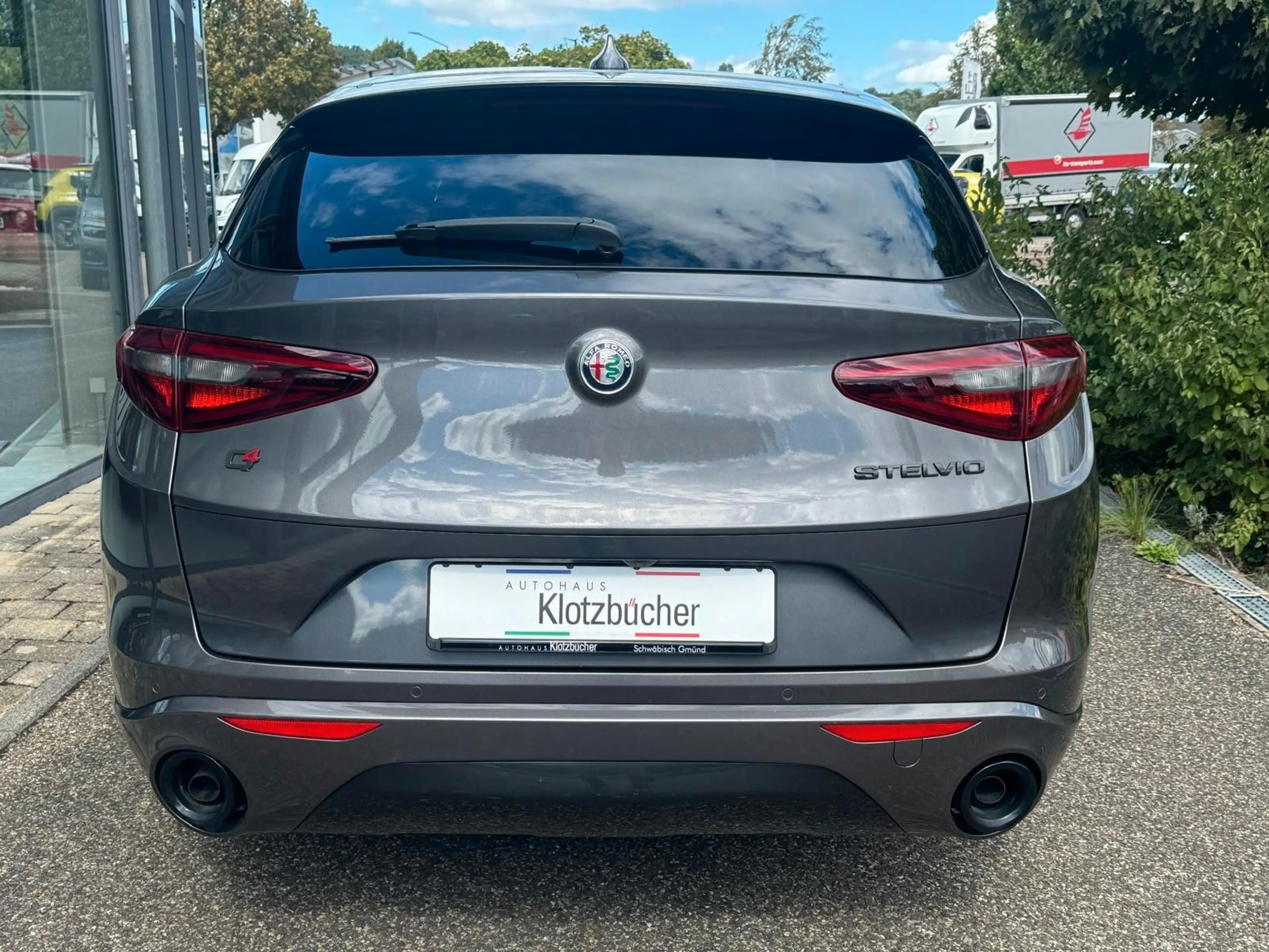 Alfa Romeo Stelvio Veloce Q4 — photo 4