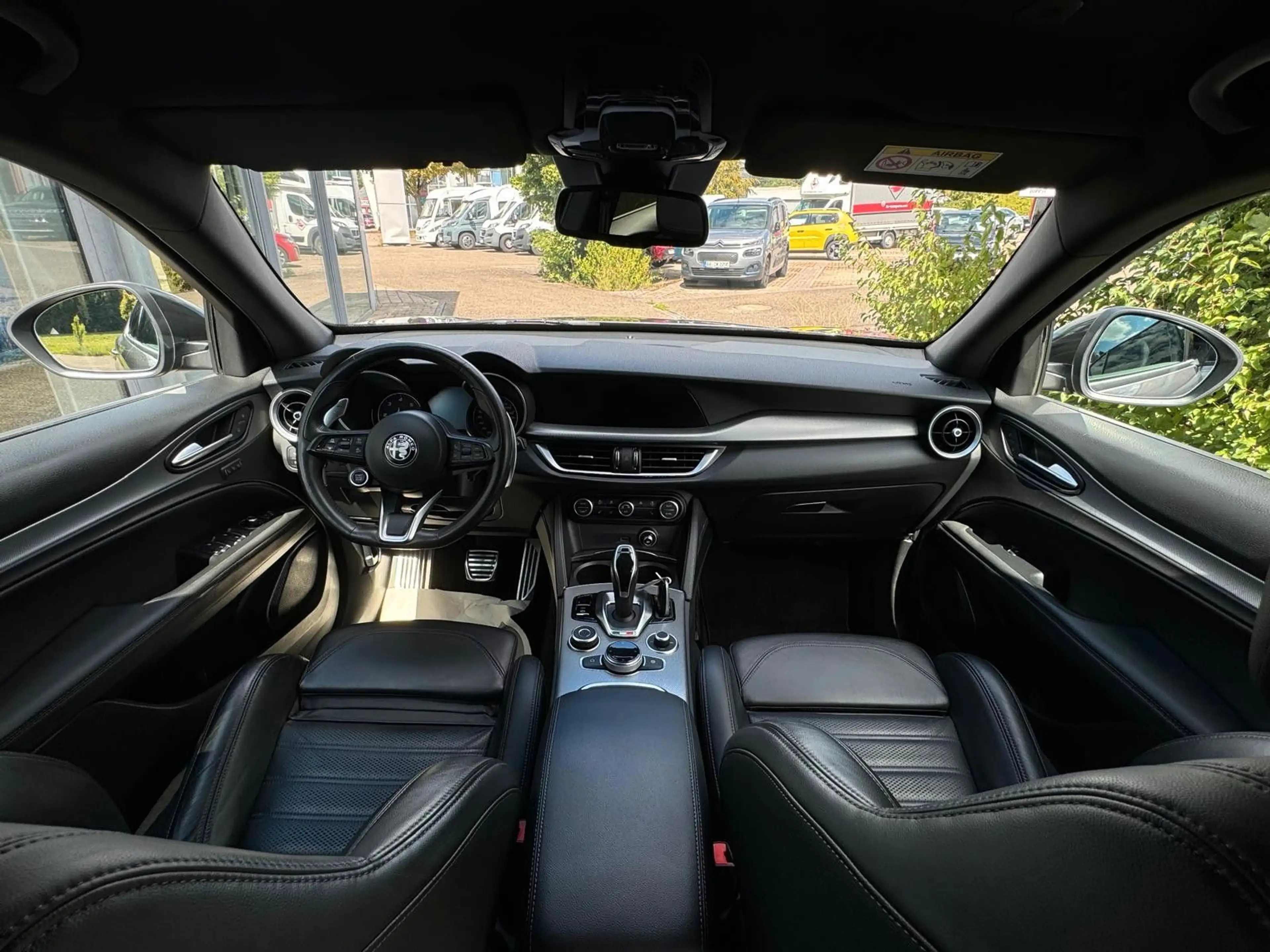 Alfa Romeo Stelvio Veloce Q4 — photo 12