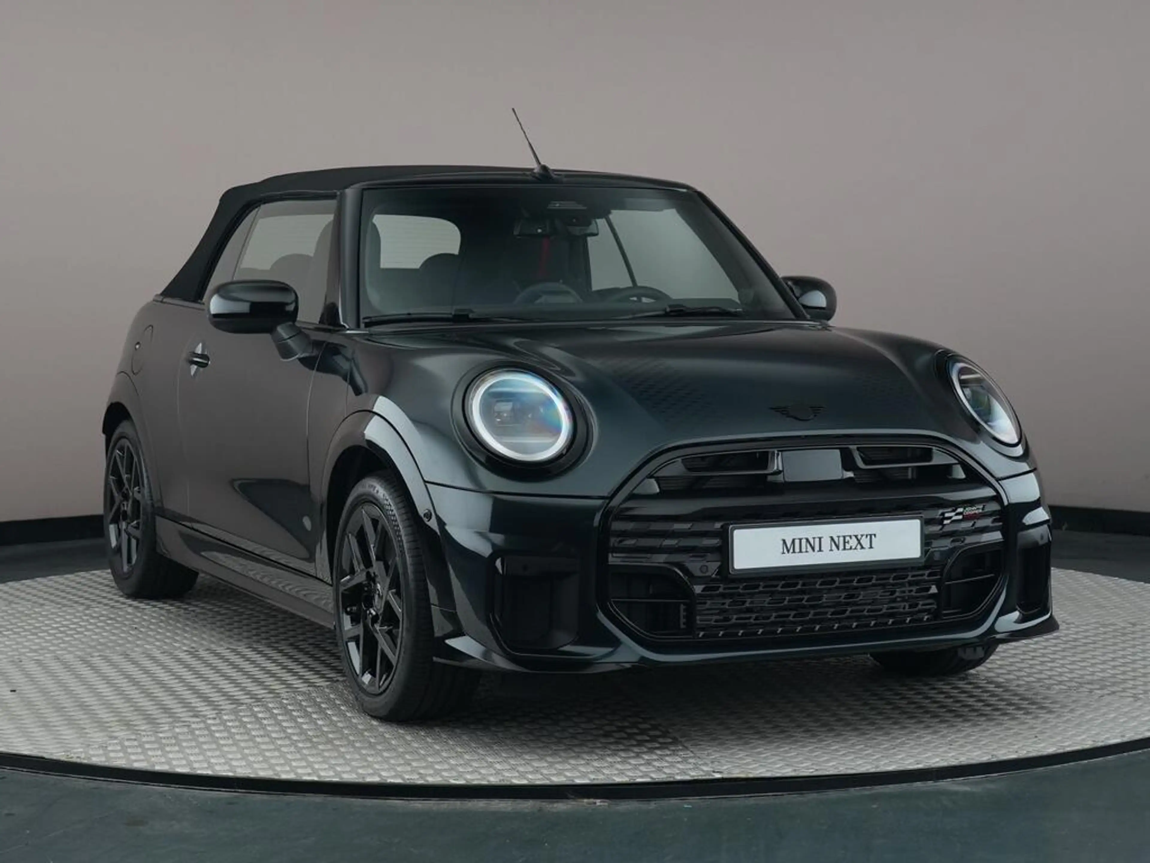 MINI Cooper C Cabrio 2.0 John Cooper Works M — photo 3