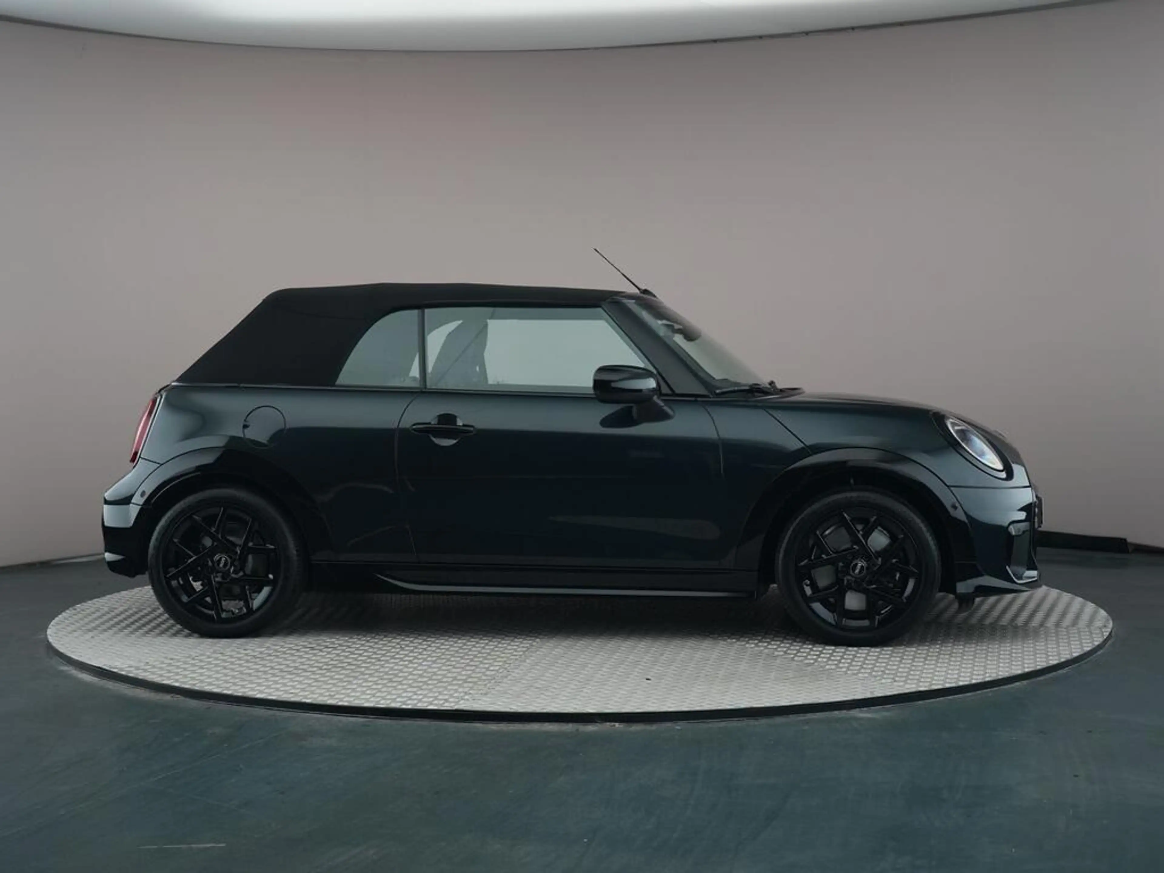 MINI Cooper C Cabrio 2.0 John Cooper Works M — photo 8