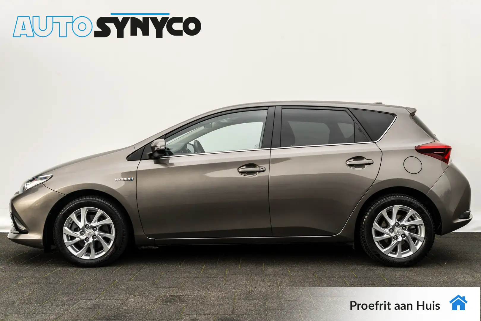 Toyota Auris 1.8 Hybrid I Panoramadak I Camera I Full Map Navi Grigio - 2