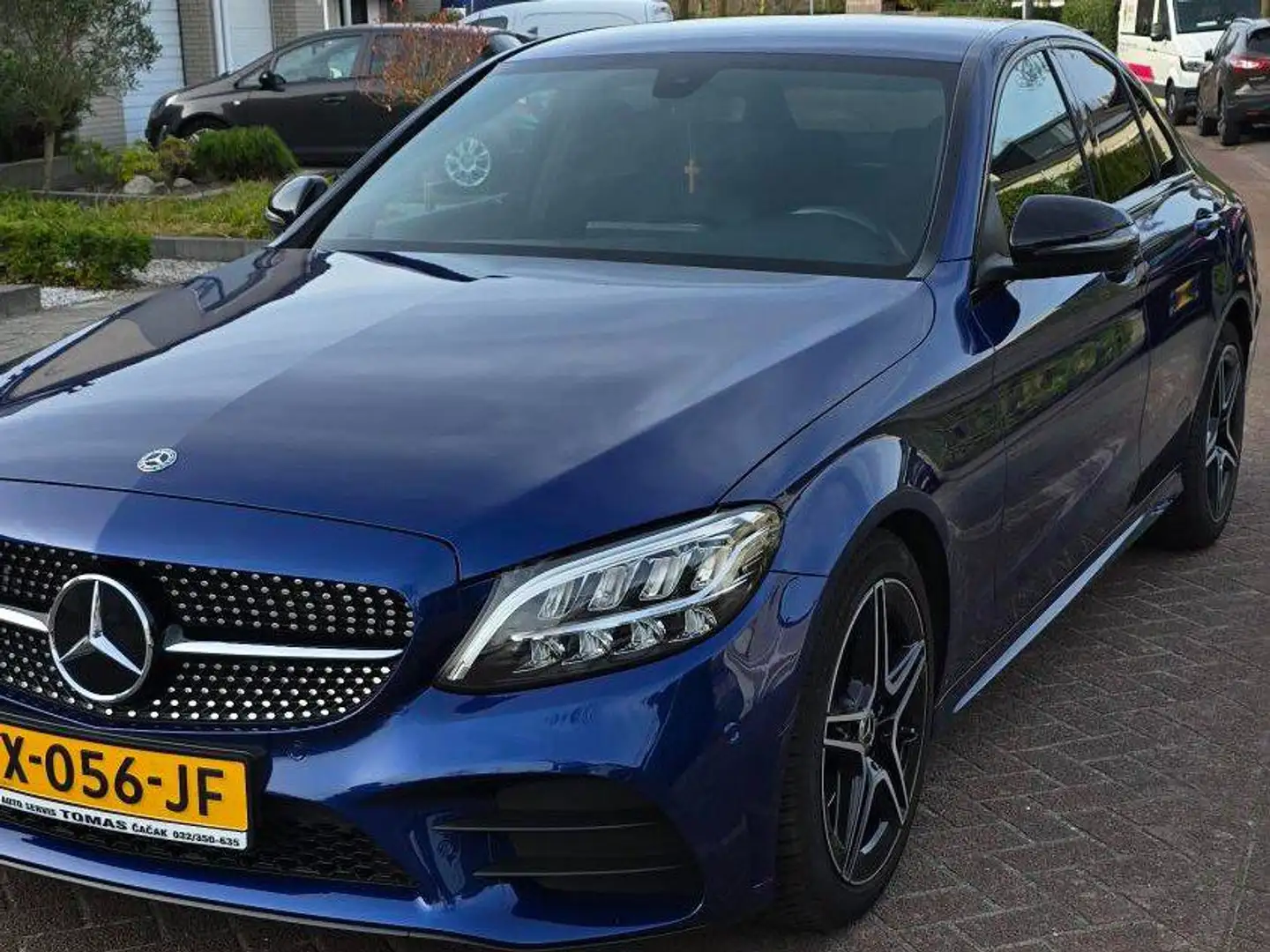 Mercedes-Benz C 200 Beautiful Metallic Blue AMG Line Prem. Plus Pack Blauw - 2