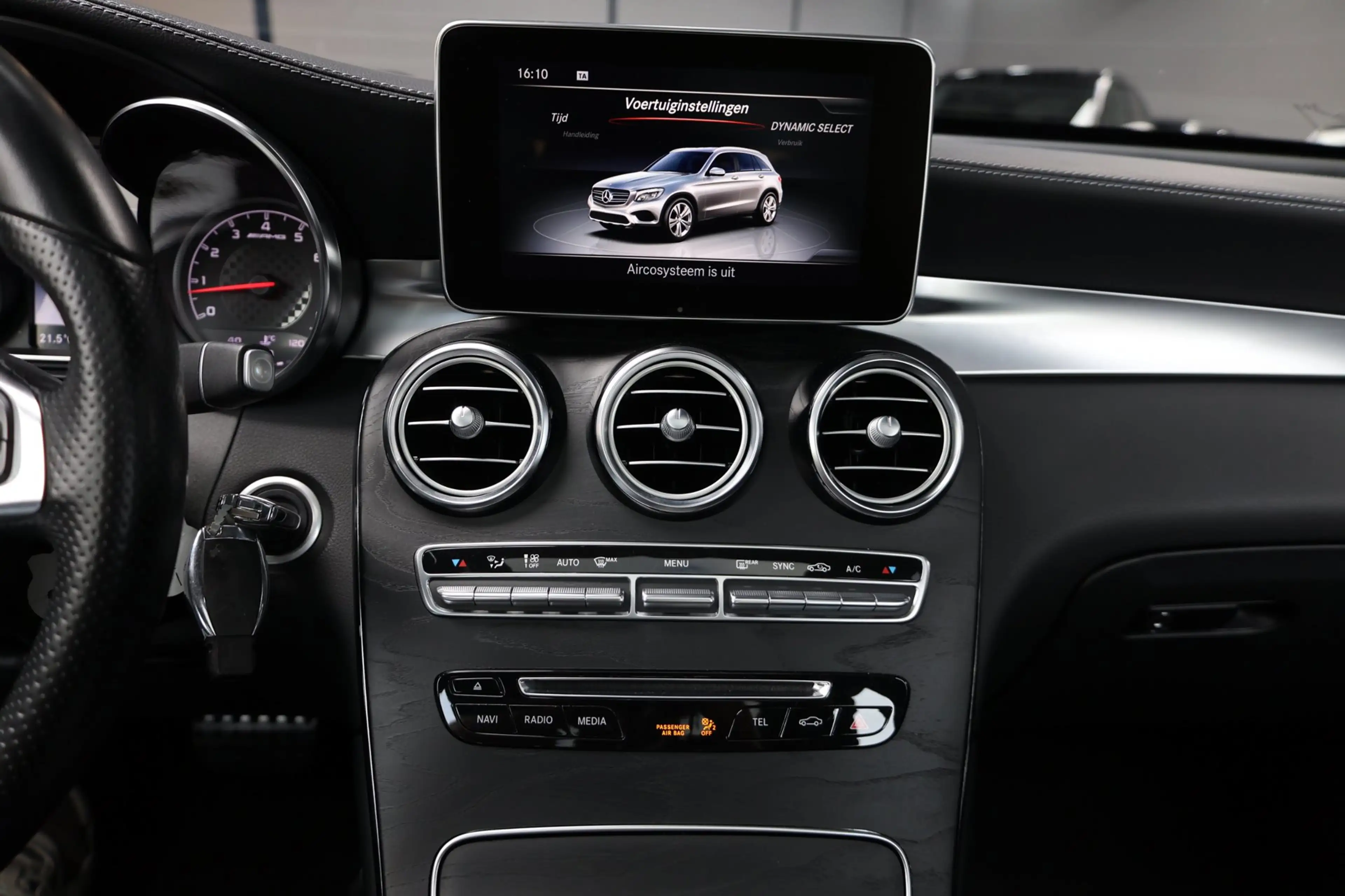 Mercedes-Benz GLC 43 AMG 4MATIC 367+PK LED/PANORAMADAK/LEDER+S.VERWARMING/1 — photo 14