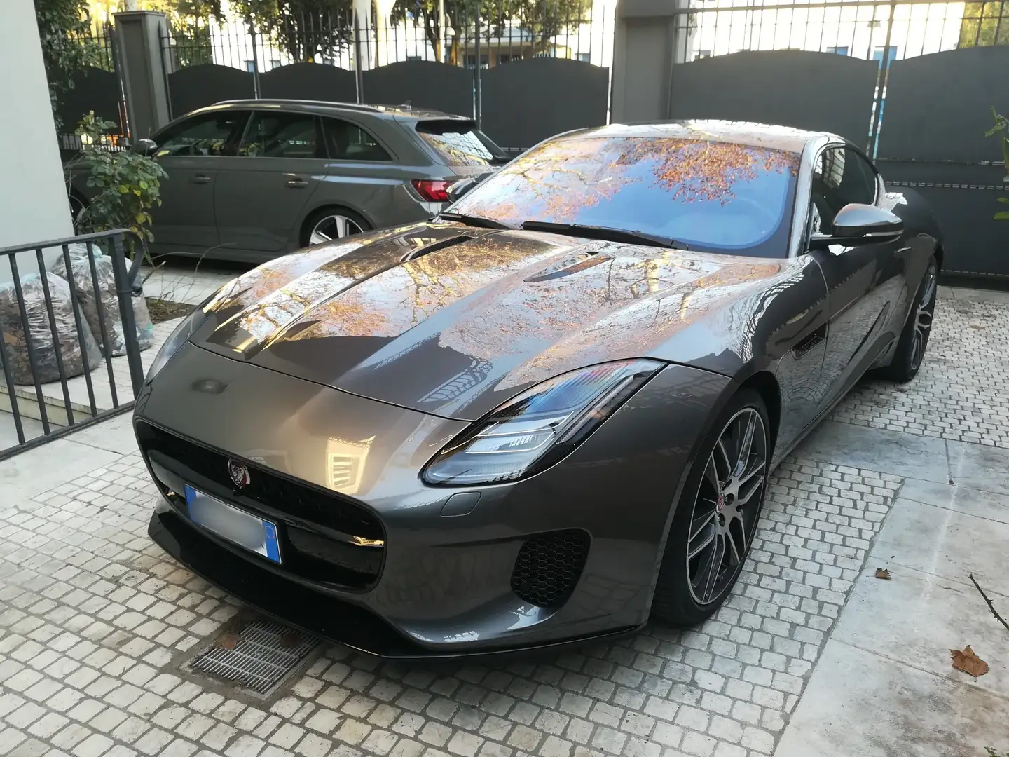 Jaguar F-Type Coupe 3.0 V6 s/c R-Dynamic rwd 340cv auto my19 - 1