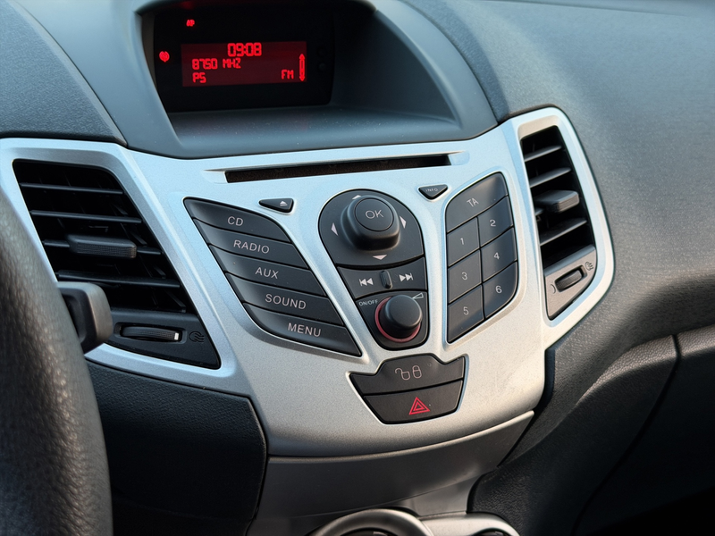 Ford Fiesta 1.25 Champion Airco|5Drs|Parkeersensoren|NAP — photo 13
