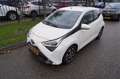 Toyota Aygo 1.0 VVT-i 72pk 5D X-JOY Sport Clima Apple Carplay Wit - thumbnail 3