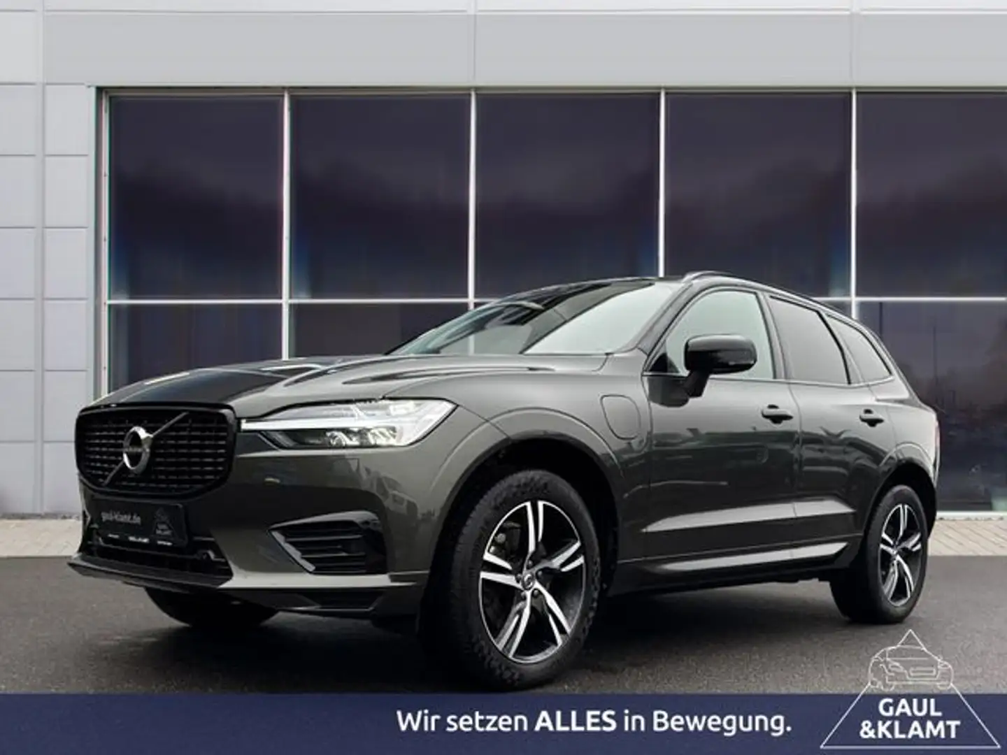 Volvo XC60 2.0 PHEV R-Design Expression Recharge Plug-  R-Des - 1
