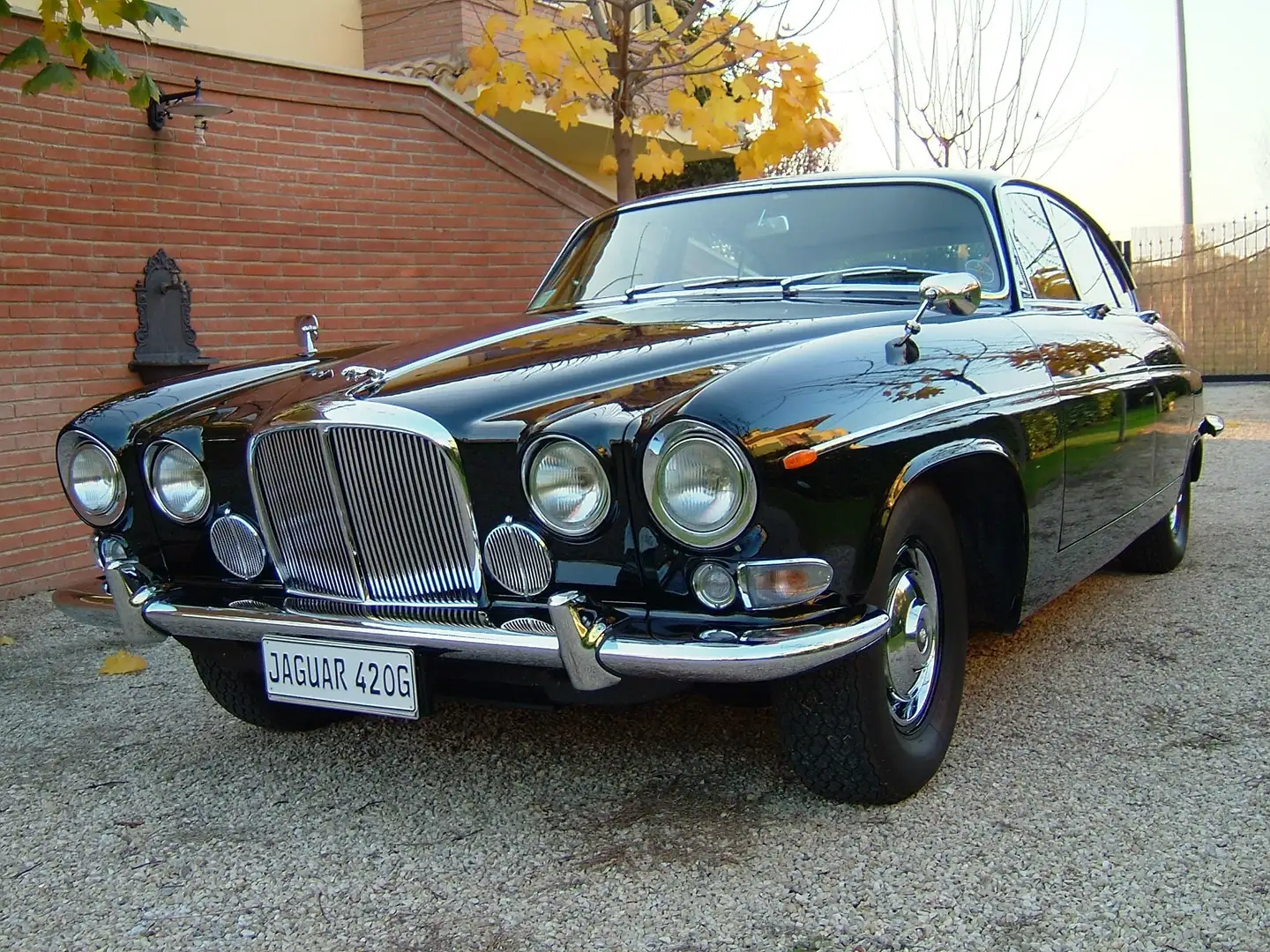 Jaguar Egyéb 420 G - MK10 Fekete - 1