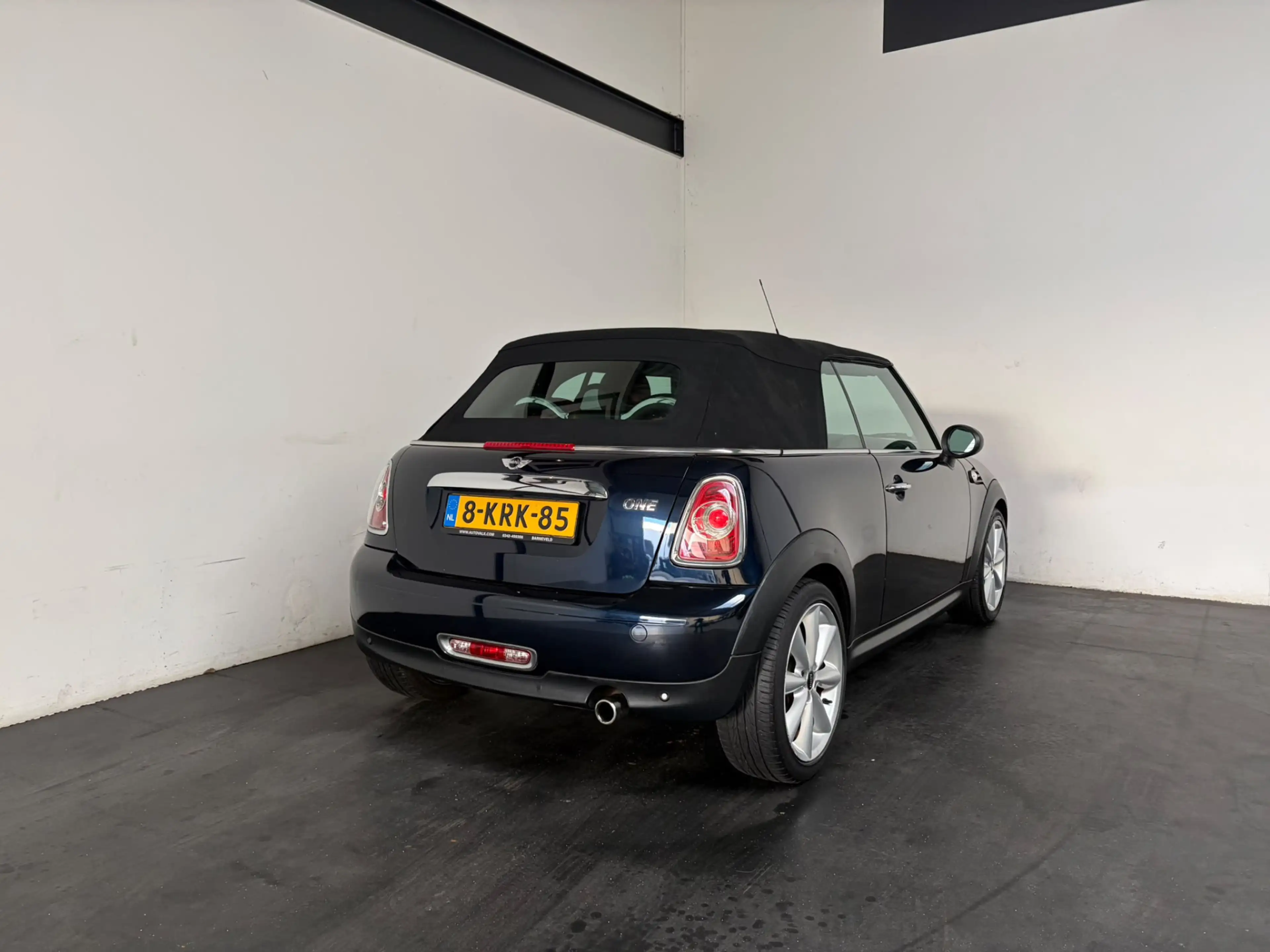 MINI One Cabrio 1.6 Pepper — photo 2