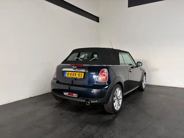 Mini Convertible view 2