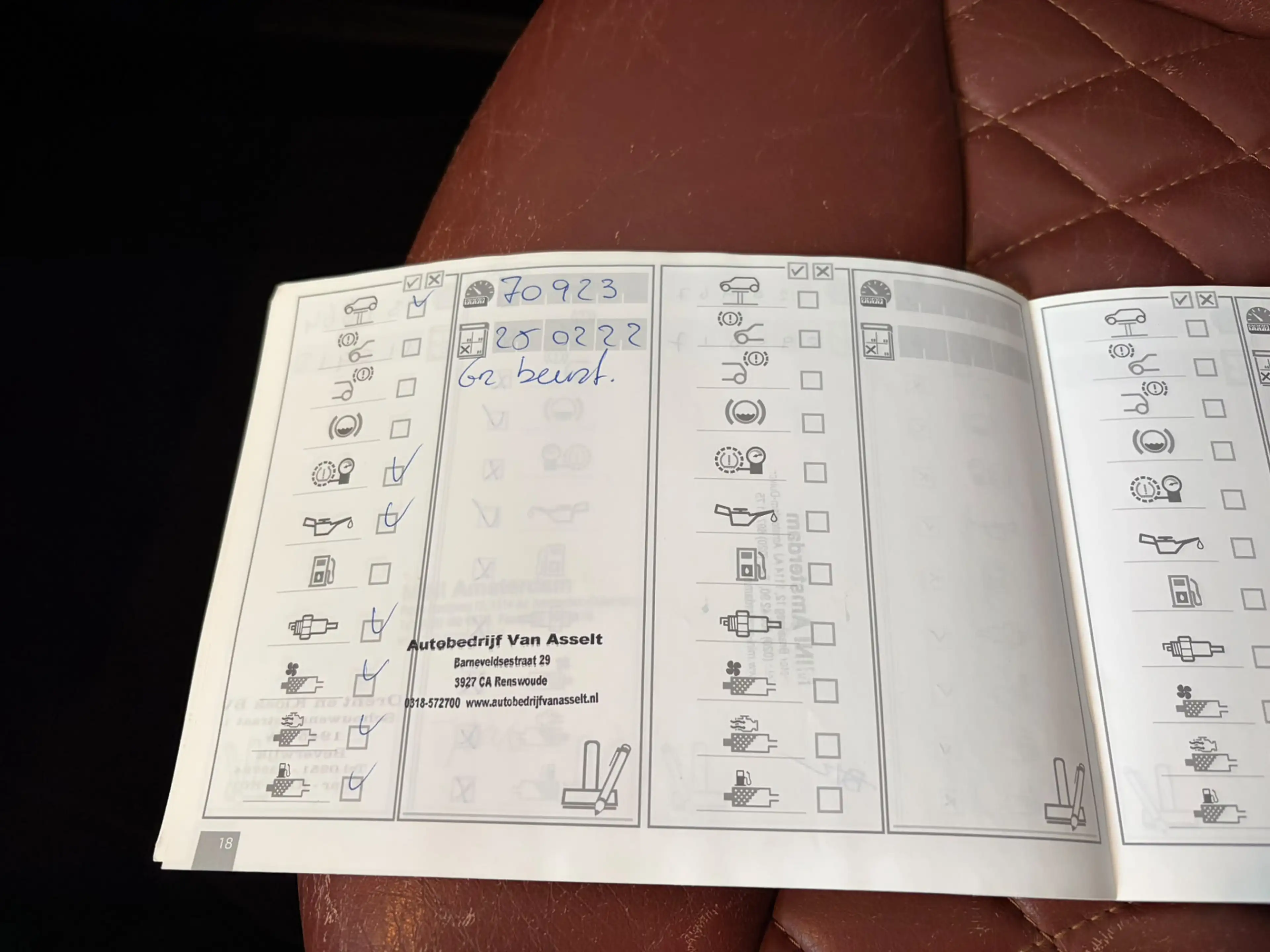 MINI One Cabrio 1.6 Pepper — photo 21