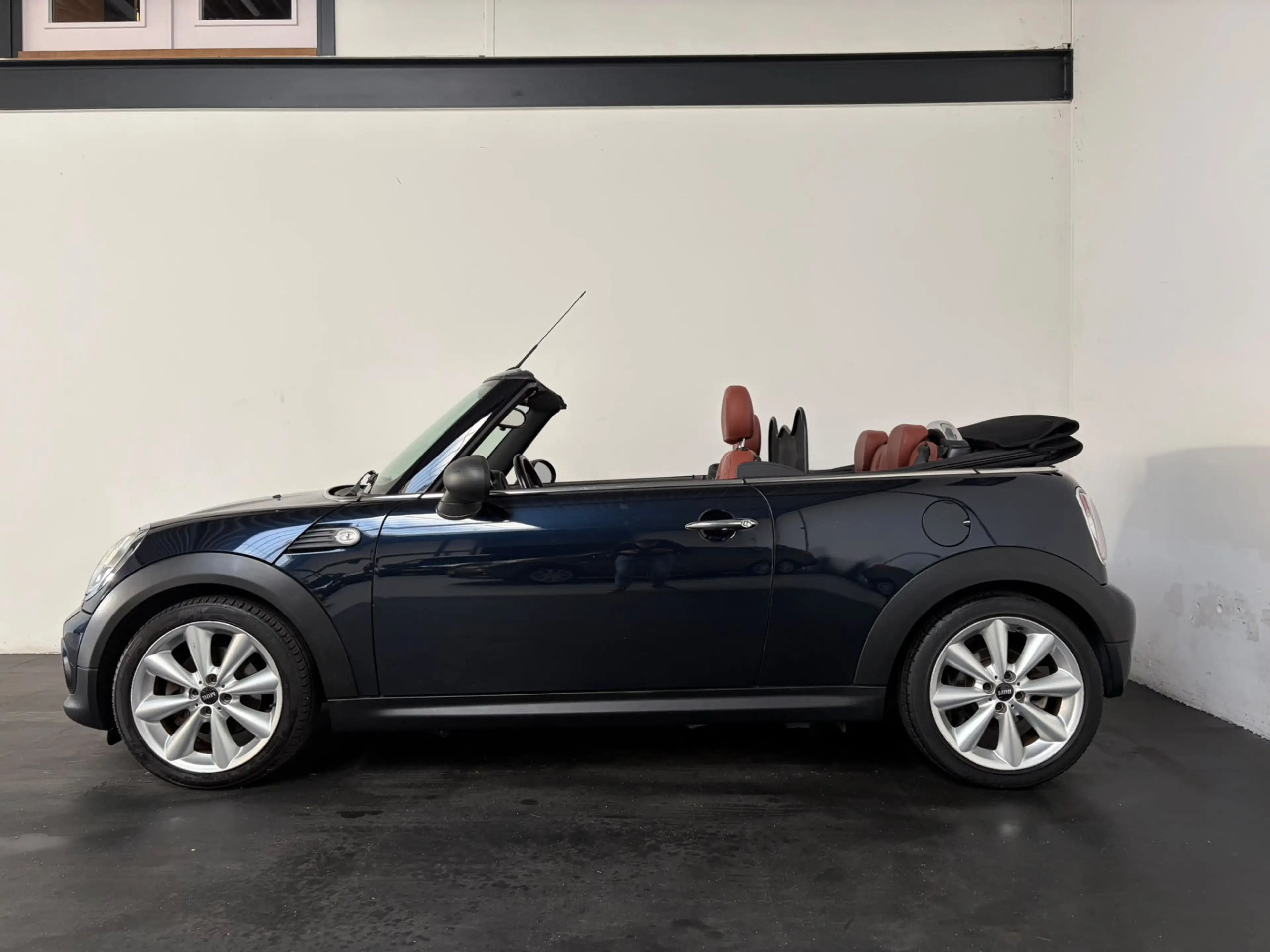 MINI One Cabrio 1.6 Pepper — photo 33