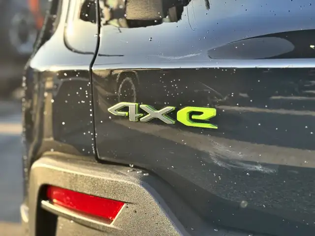 Jeep Avenger view 8