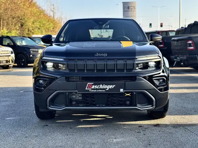 Jeep Avenger view 2