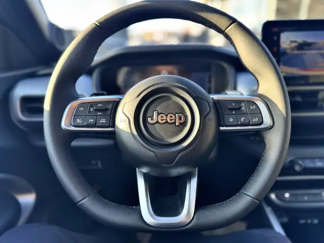 Jeep Avenger view 15