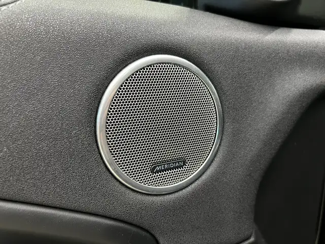 Land Rover Range Rover Evoque view 14