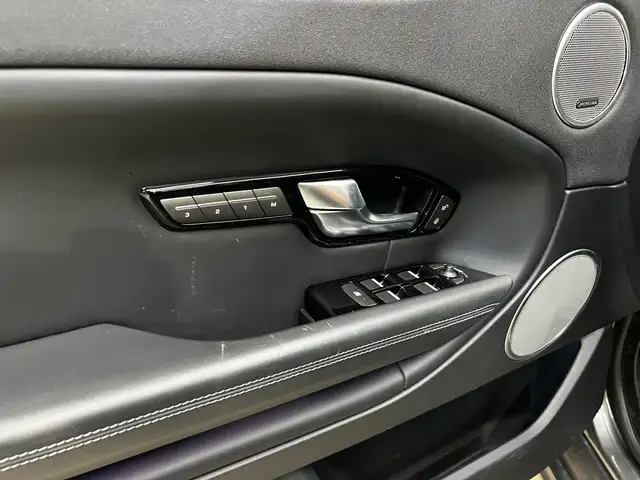Land Rover Range Rover Evoque view 13