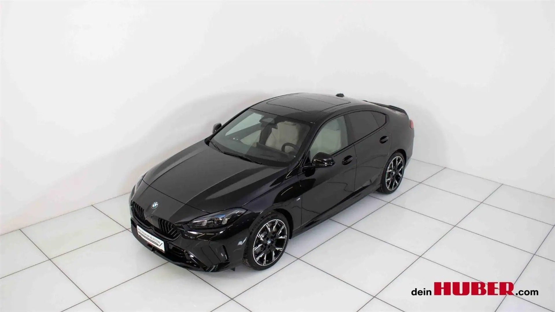 BMW 220 i Gran Coupe Schwarz - 2