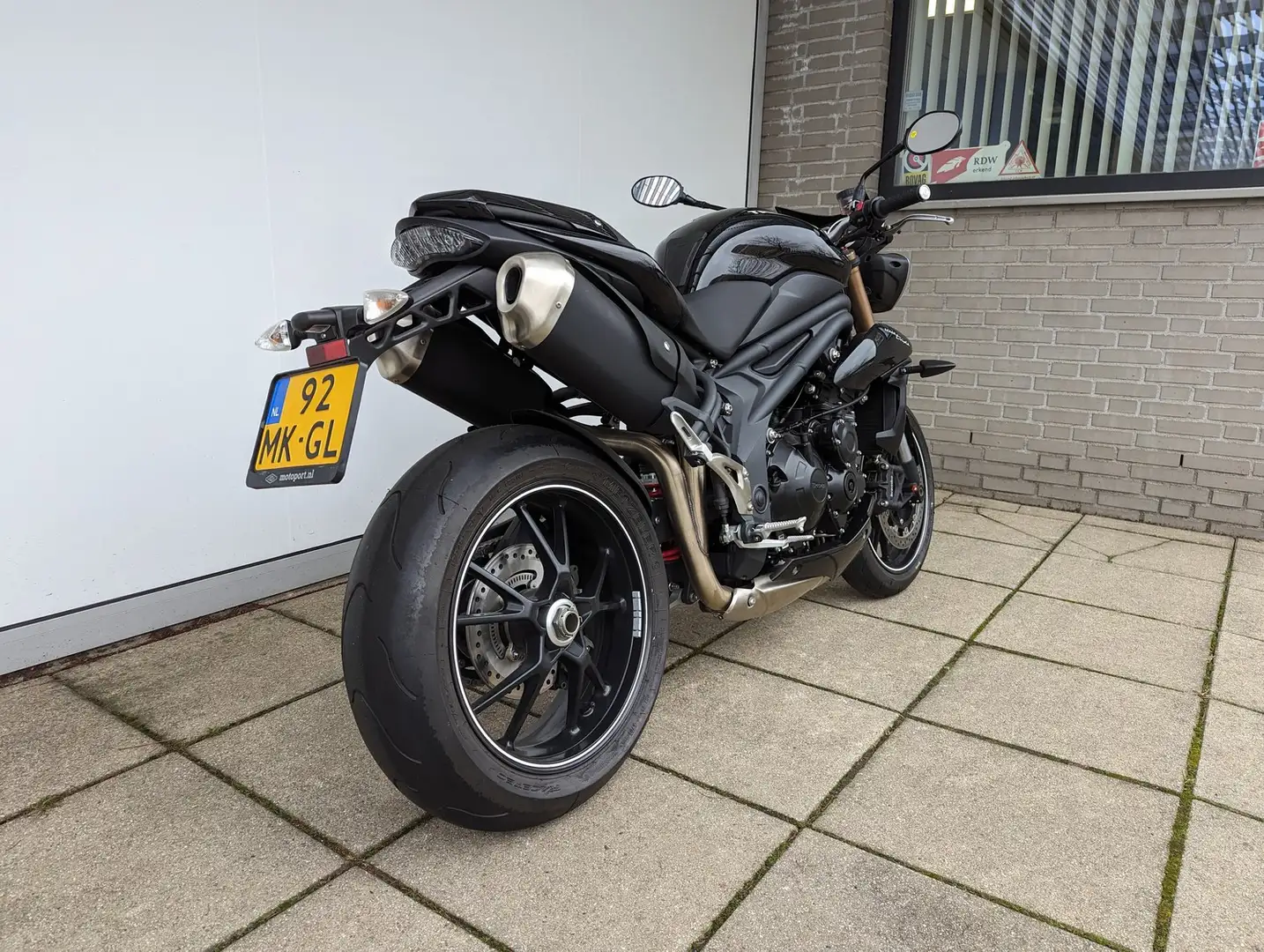 Triumph Speed Triple 94 Zwart - 2