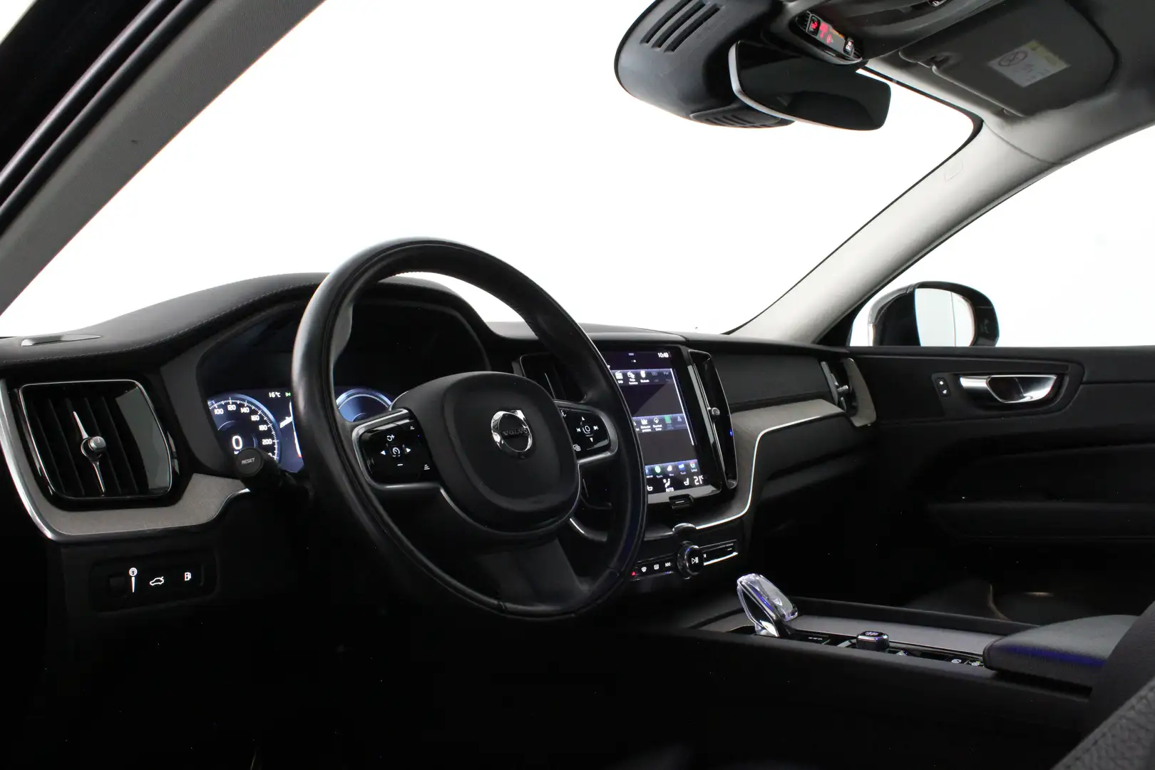 Volvo XC60 2.0 T6 Plug-in hybrid AWD Inscription 341pk/Trekha Noir - 2