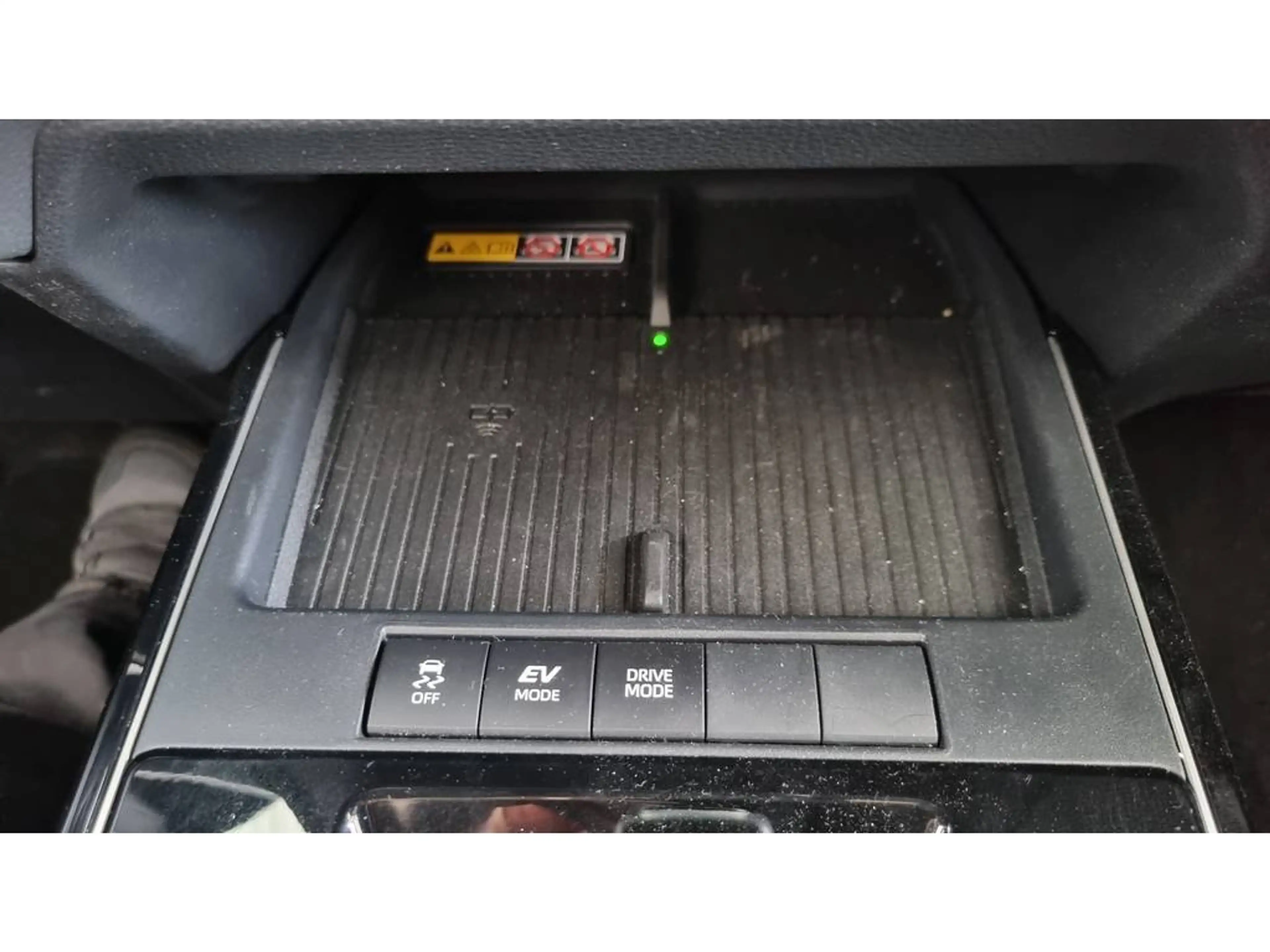 Toyota Corolla Cross 180 Style | Stoel en stuurverw | Apple/Android | P — photo 19