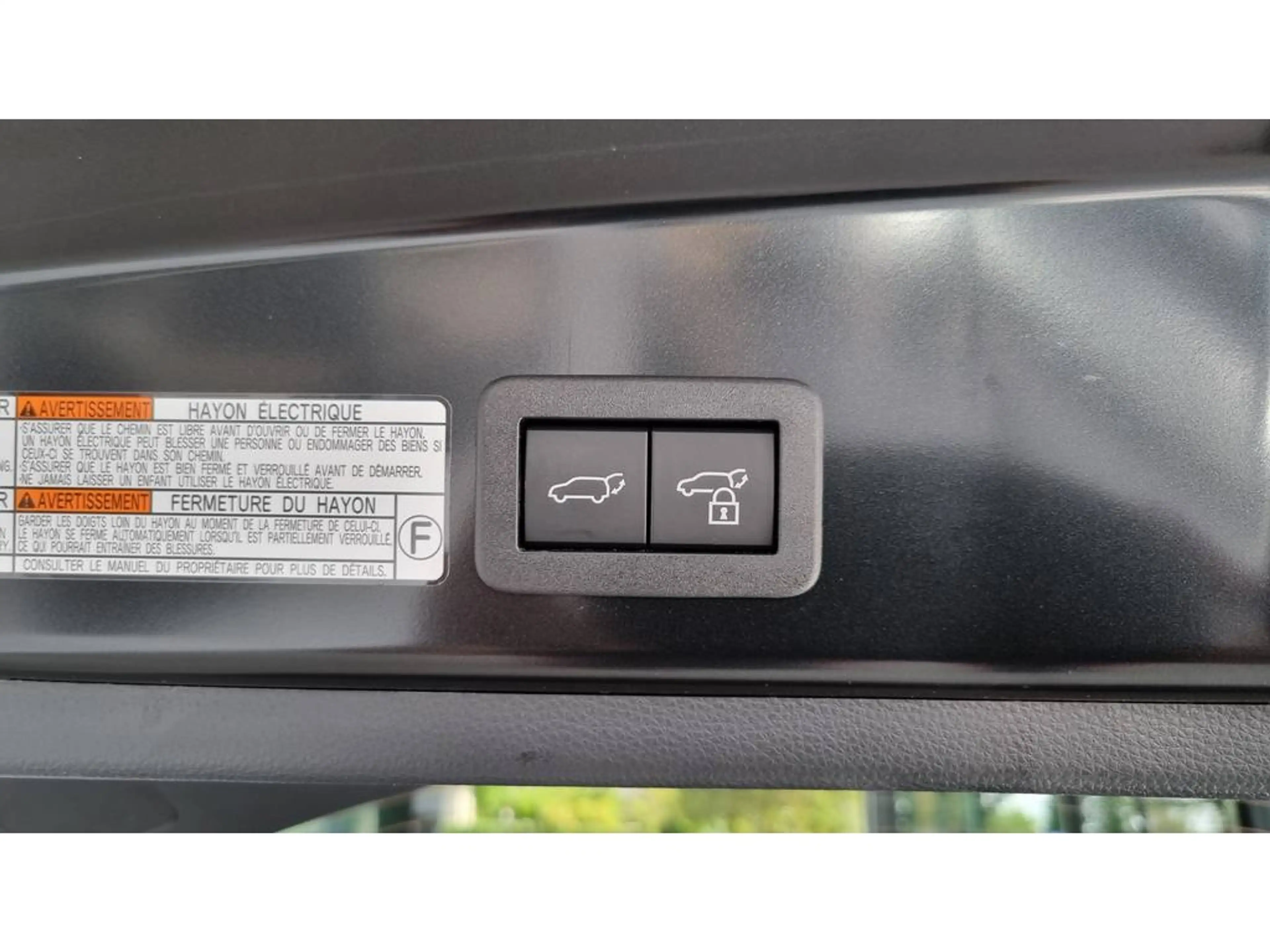 Toyota Corolla Cross 180 Style | Stoel en stuurverw | Apple/Android | P — photo 25