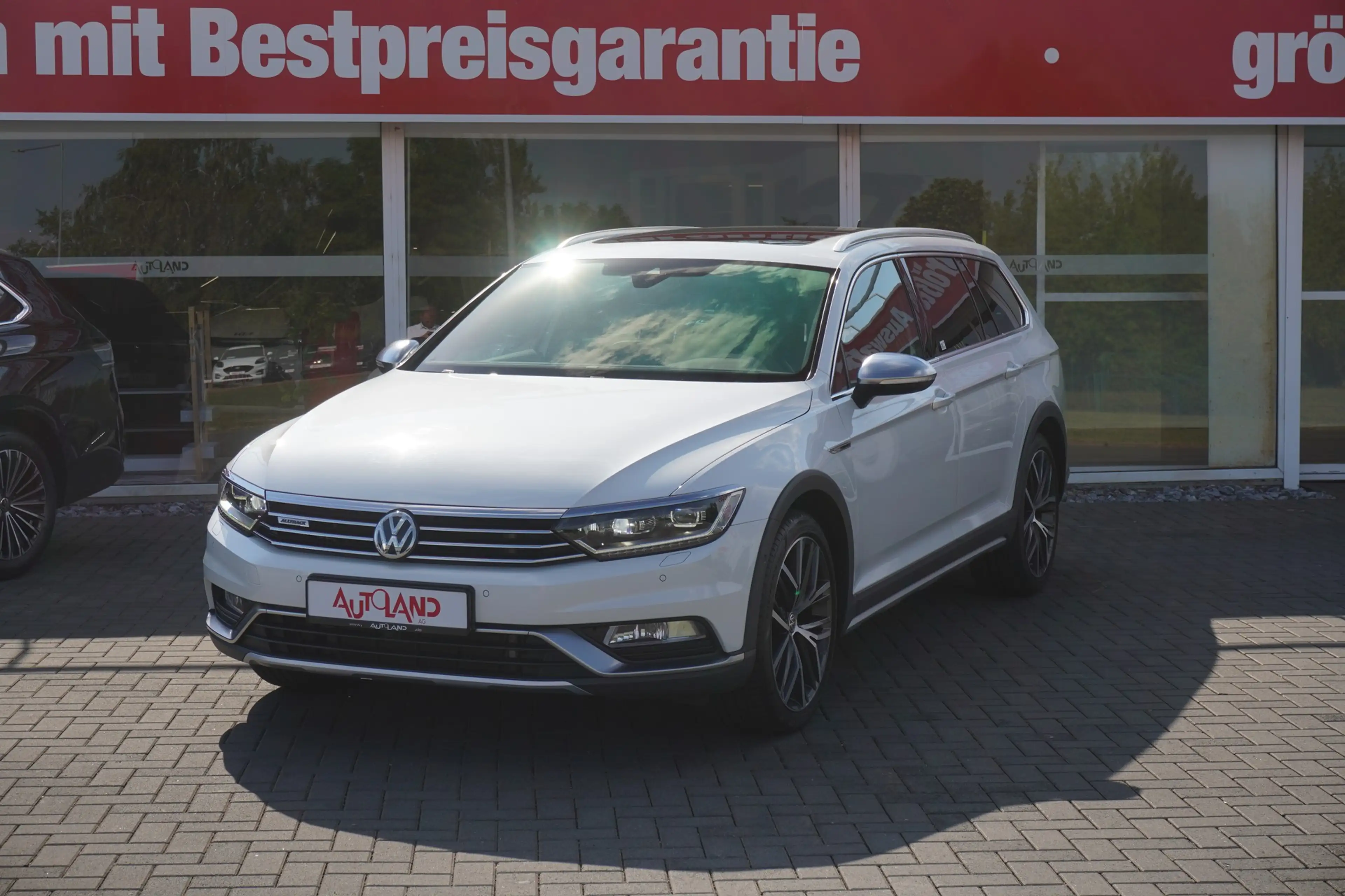 Volkswagen Passat Alltrack Passat Variant 2.0 TSI Alltrack DSG 4Motion LED — photo 2