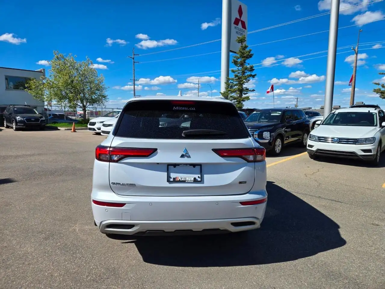 Mitsubishi Outlander photo Mitsubishi Outlander
