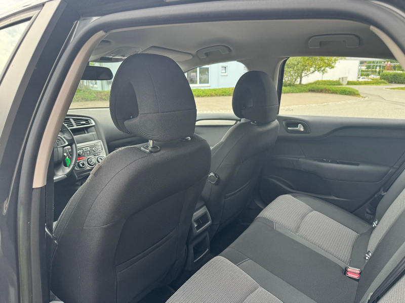 Citroen C4 Lim. Selection — photo 6