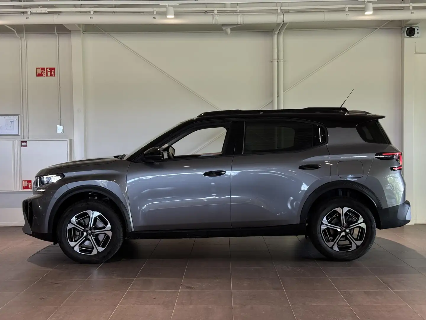 Citroen C3 Aircross 1.2 Hybrid 145 Max I DEMO-AUTO I MAAK NU EEN AFSPR Grijs - 2