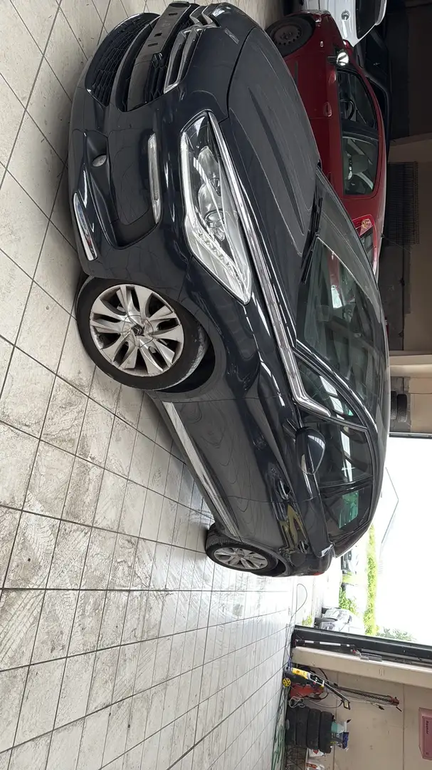 Citroen DS5 1.6 e-HDi Chic BMP/EGMV - 2