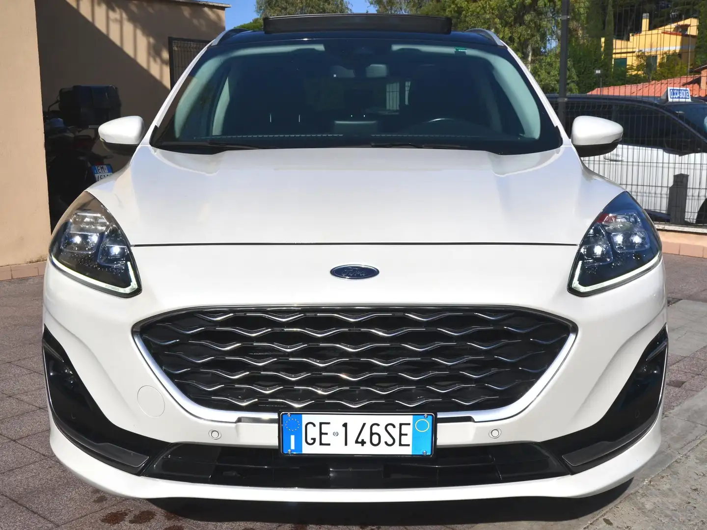 Ford Kuga 2.0ecoblue Vignale awd 190cv Tetto-Pelle-Full Opt Weiß - 2