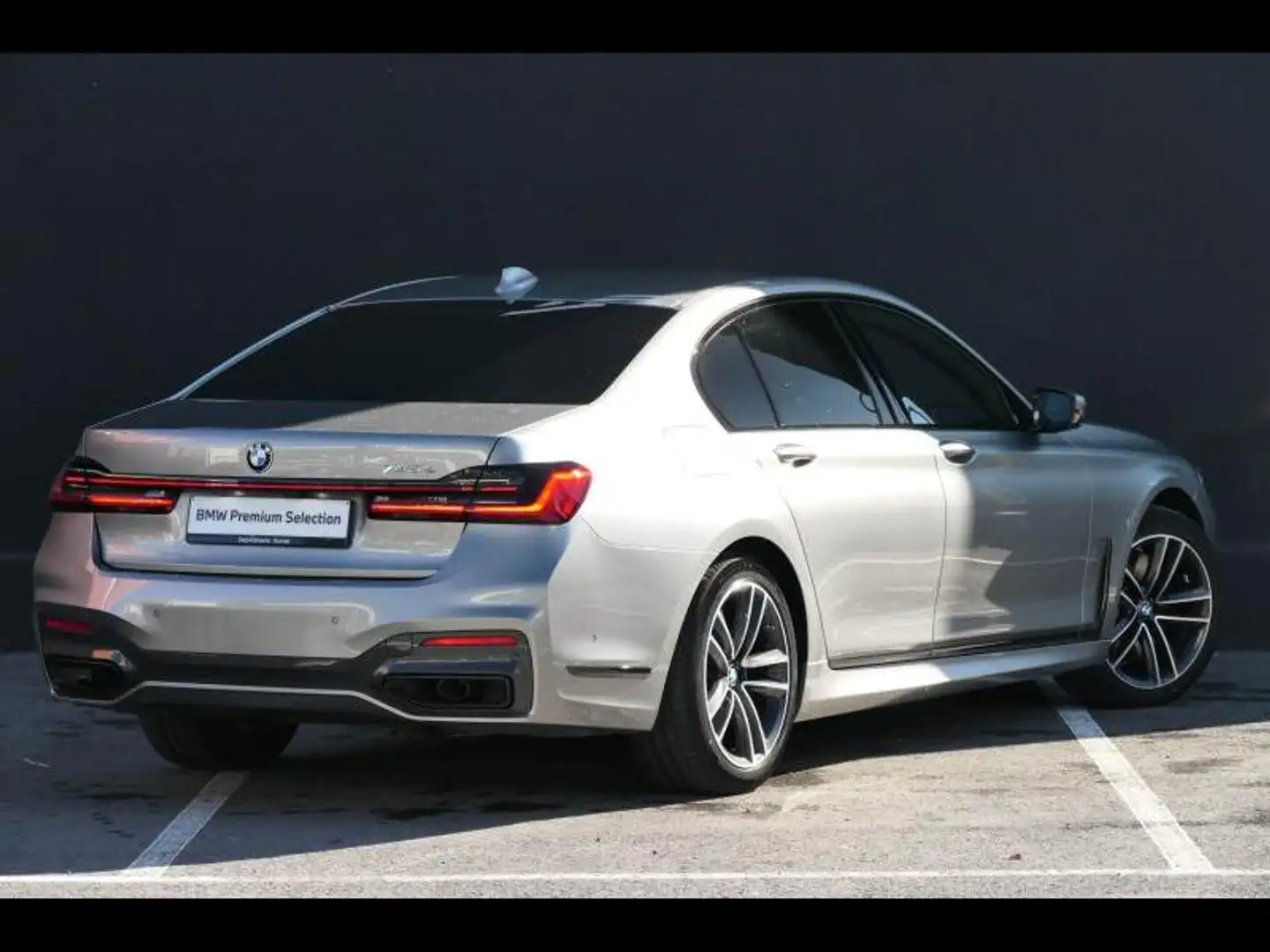 BMW 745 Kit M Sport Gris - 2