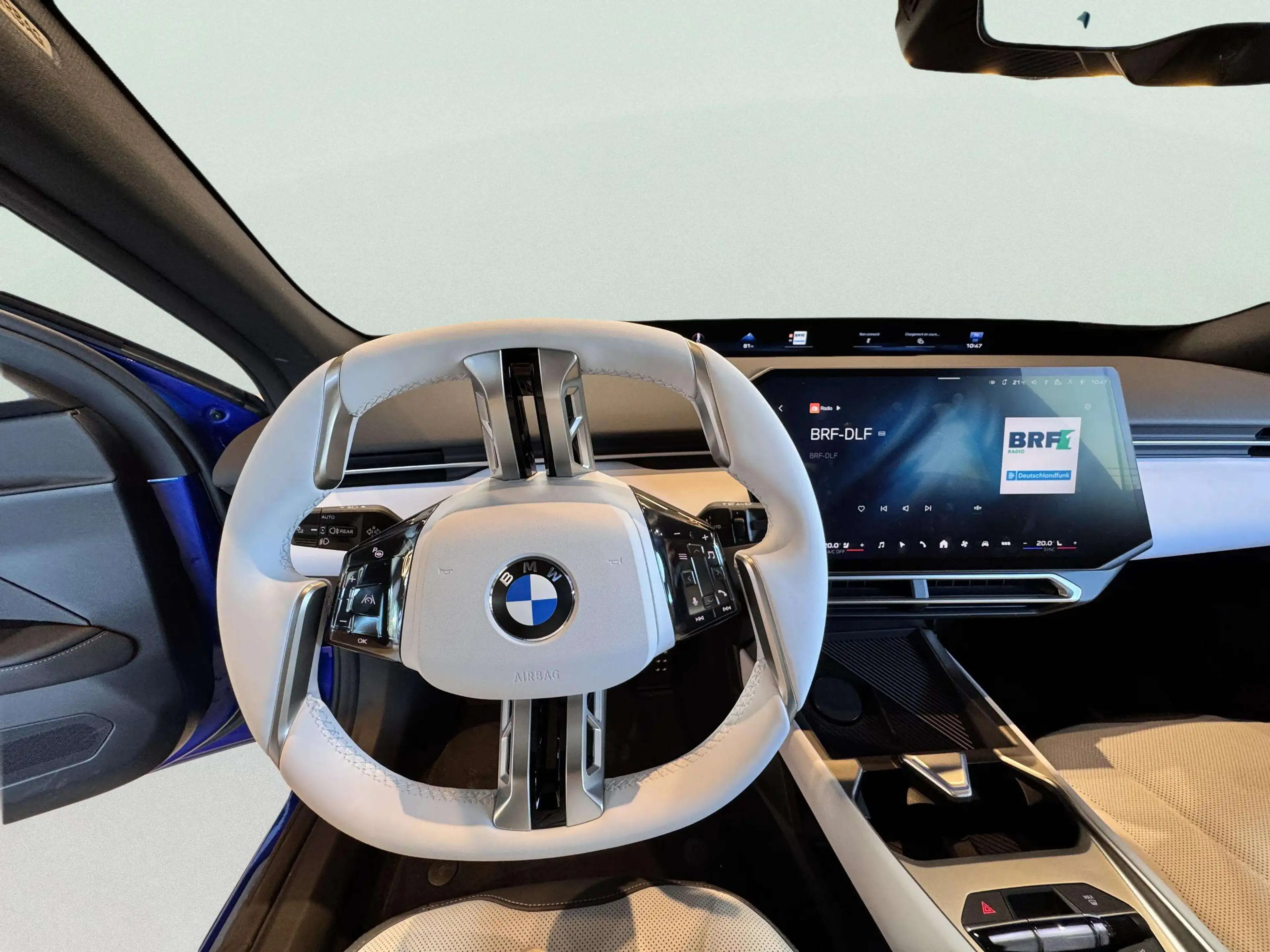 BMW i3 xDrive 50 - First Edition — photo 12