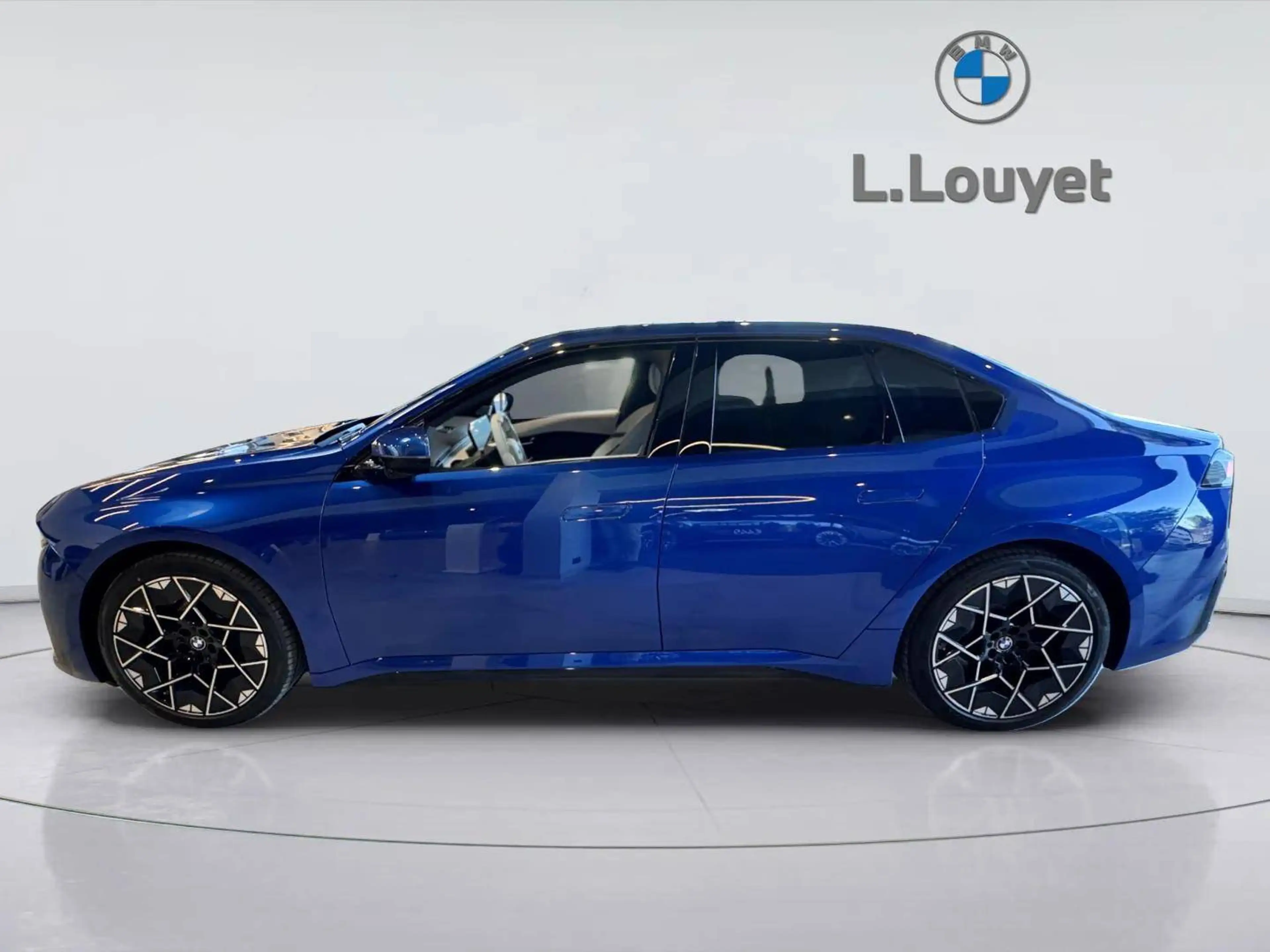 BMW i3 xDrive 50 - First Edition — photo 4