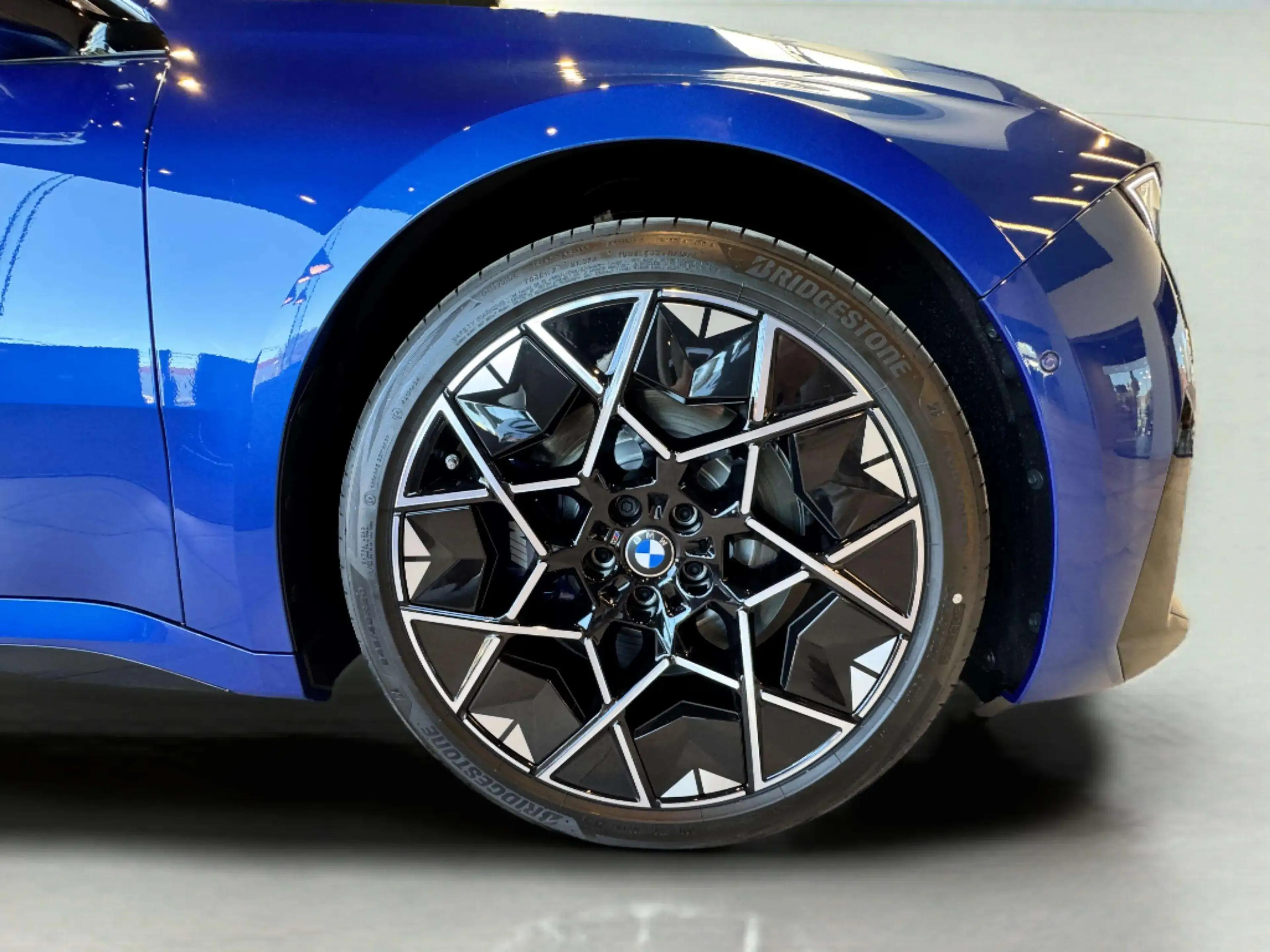 BMW i3 xDrive 50 - First Edition — photo 6