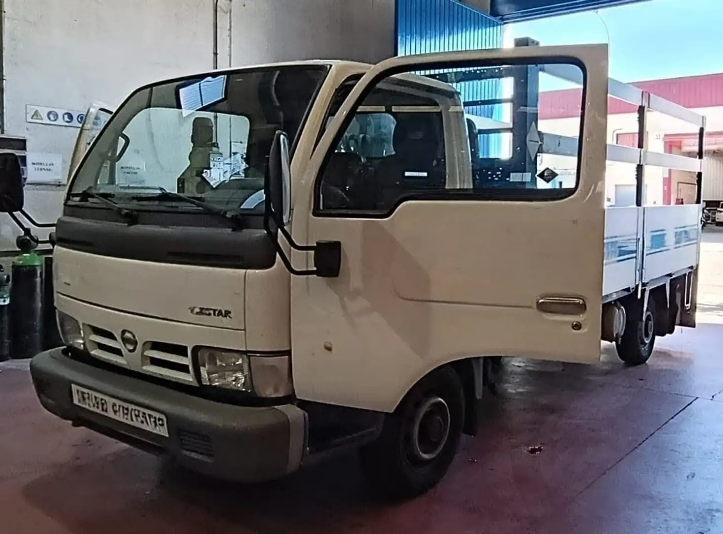 Nissan Cabstar Cabstar TL105. 32/3 - 2
