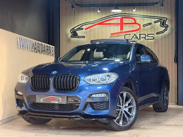 BMW X4 2.0iA xDrive20 * PACK M PERFORMANCE  / LOOK X4M * GARANTIE 12 MOIS *
