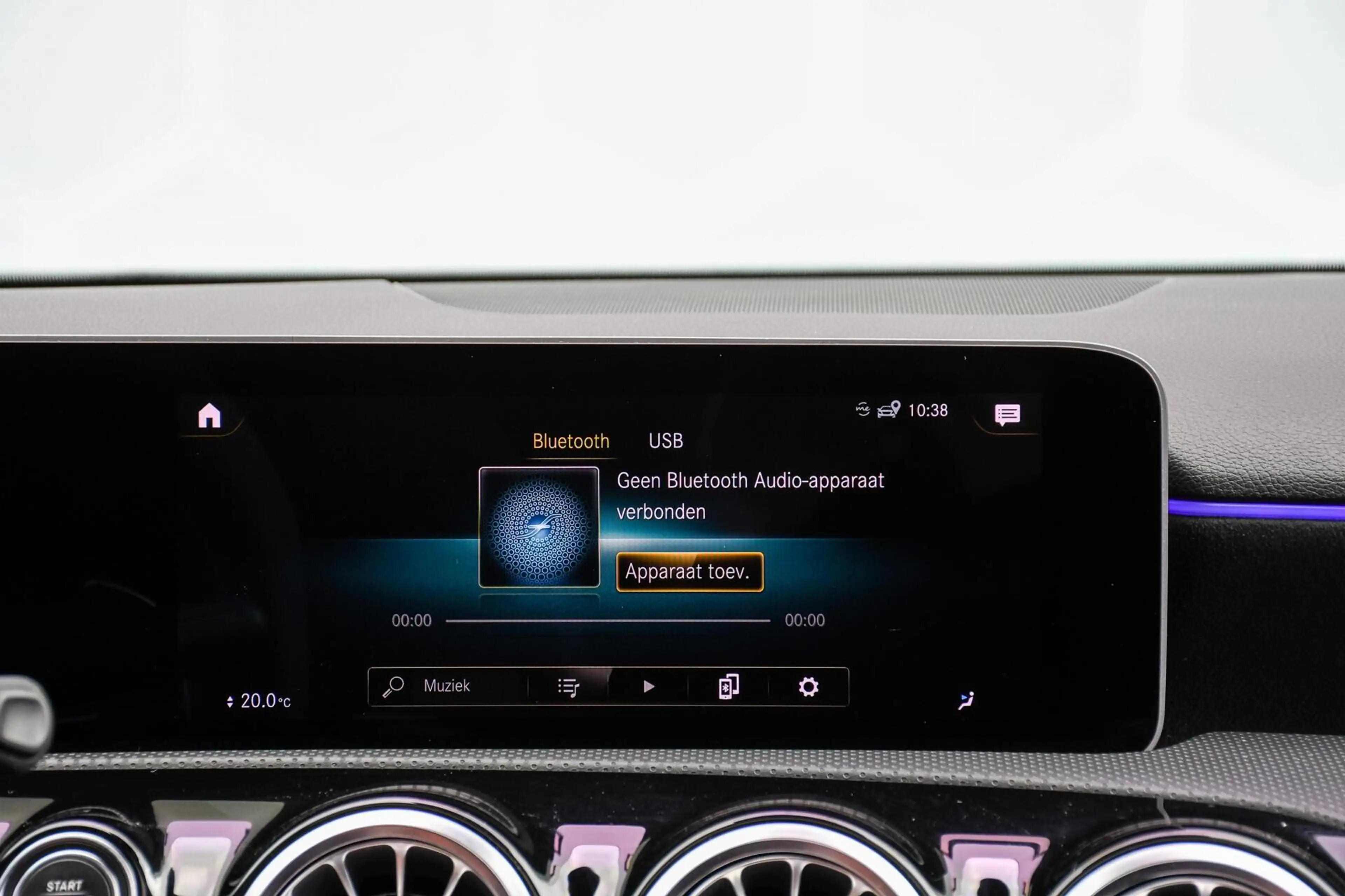 Mercedes-Benz A 35 AMG 4MATIC Edition 1 Pano Schaalstoelen — photo 14