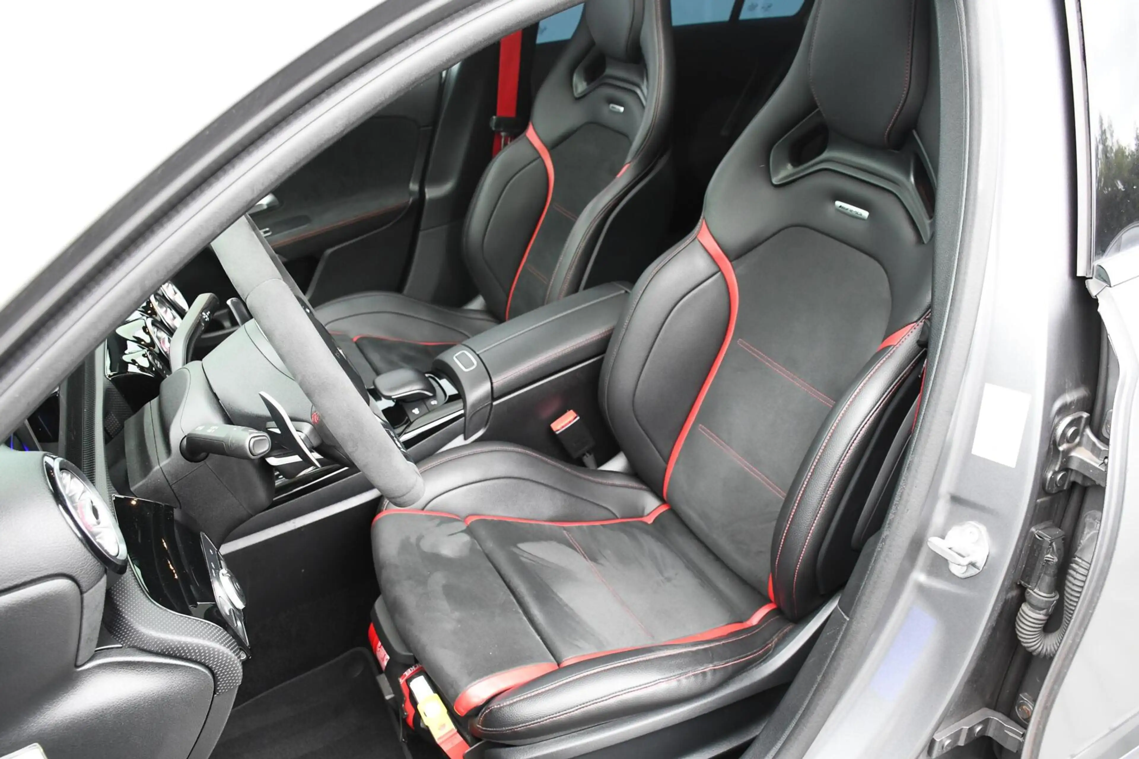 Mercedes-Benz A 35 AMG 4MATIC Edition 1 Pano Schaalstoelen — photo 6