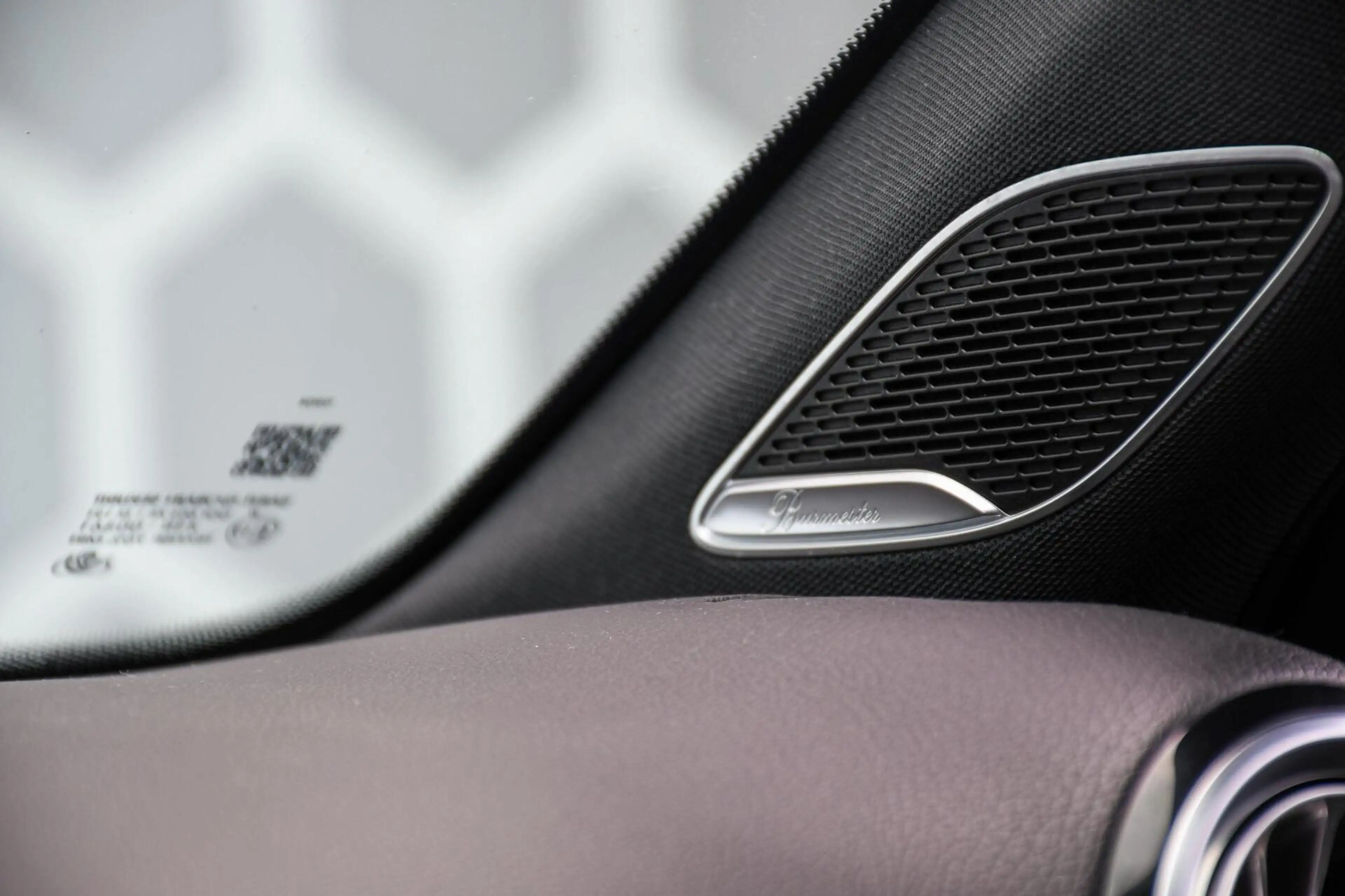 Mercedes-Benz A 35 AMG 4MATIC Edition 1 Pano Schaalstoelen — photo 36