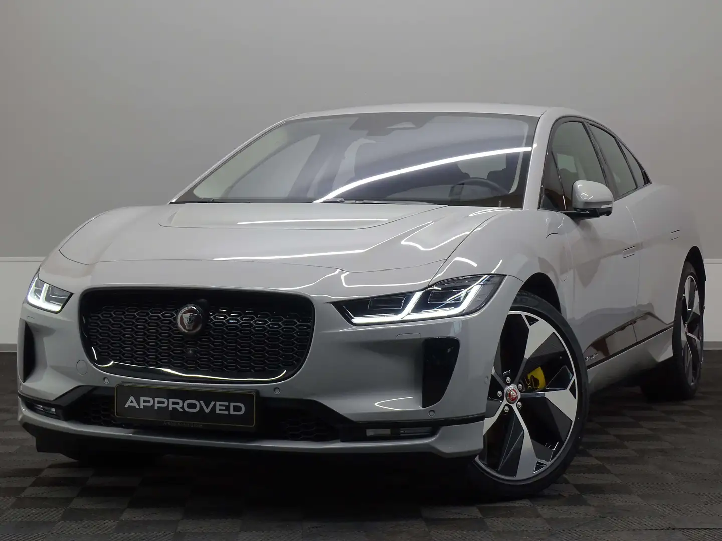 Jaguar I-Pace EV320 SE Wit - 1