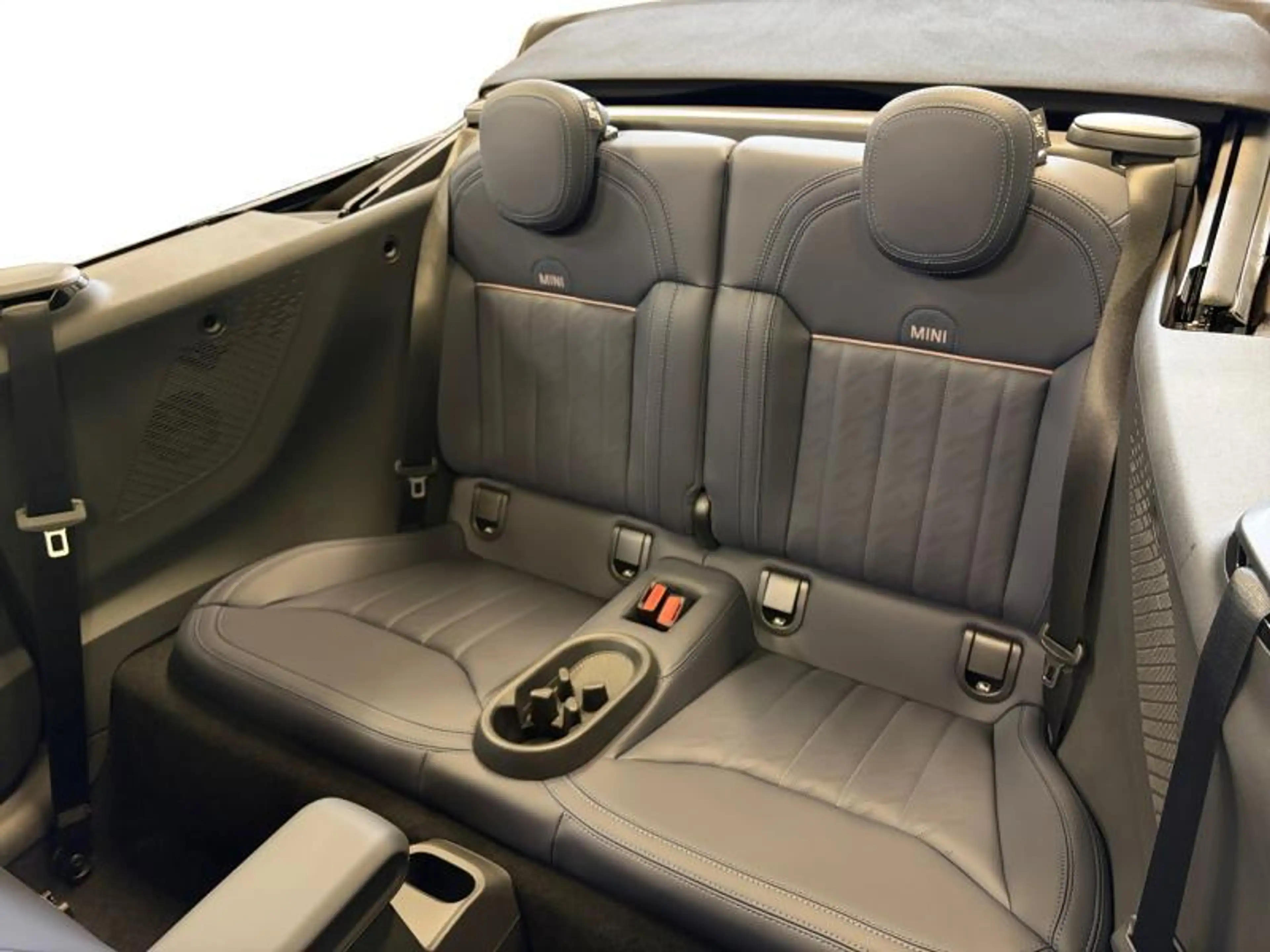 MINI Cooper S Cabrio Cooper S Cabrio — photo 12