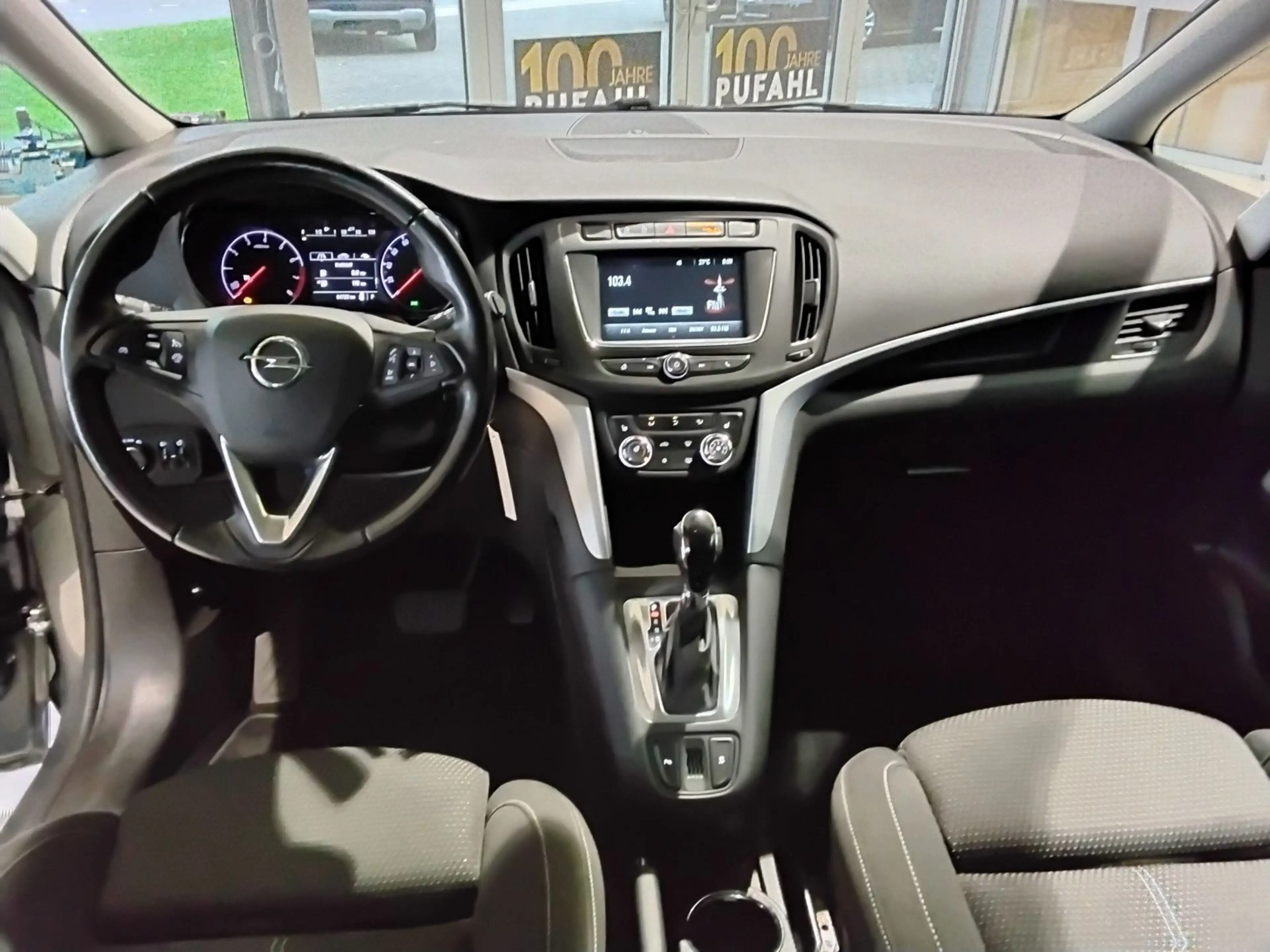 Opel Zafira wenig KM vom Opel Partner — photo 7