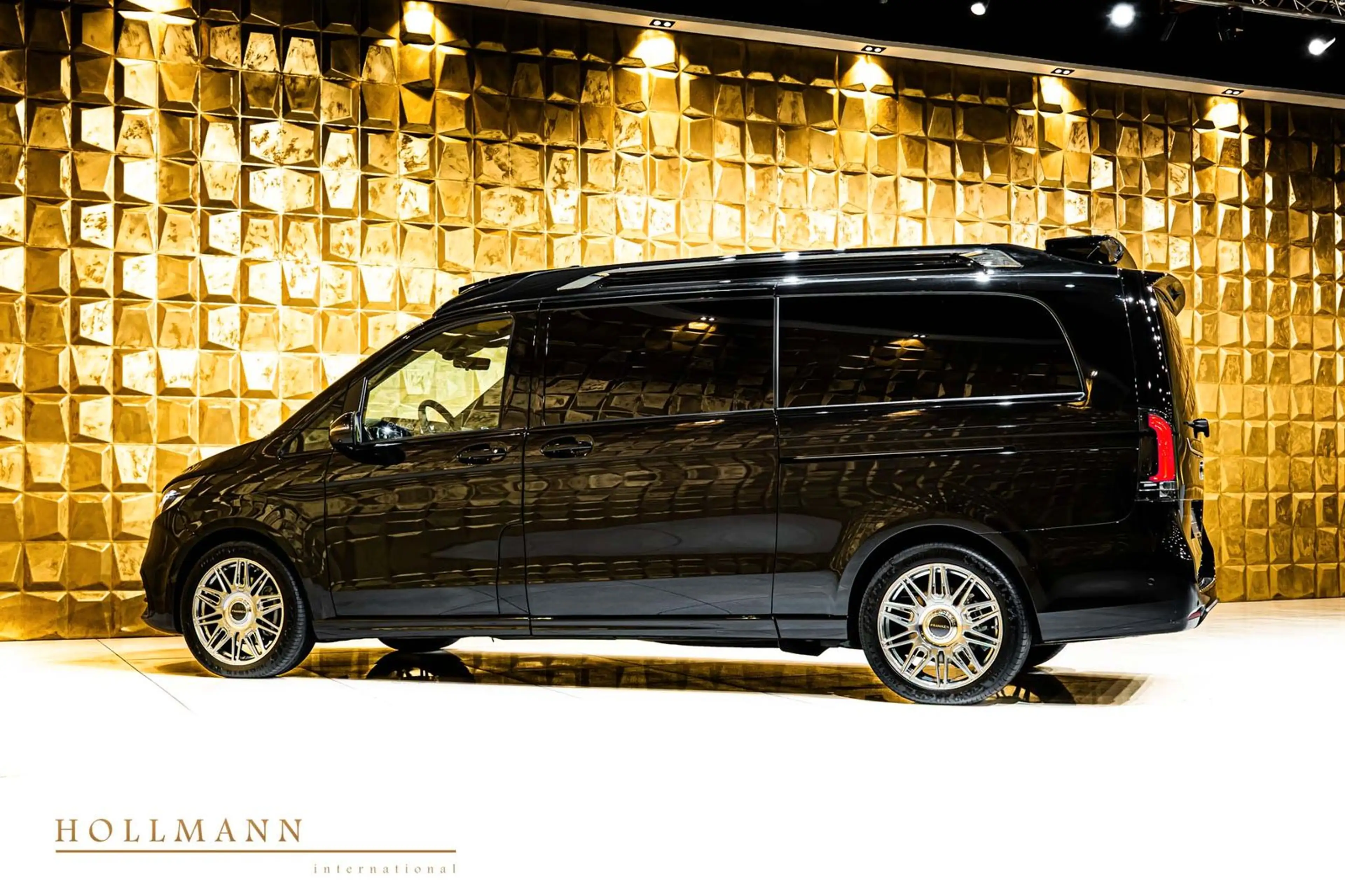 Mercedes-Benz V 300 d 4M EXTRALONG BY FRANKEN +TV+VIP+ — photo 4
