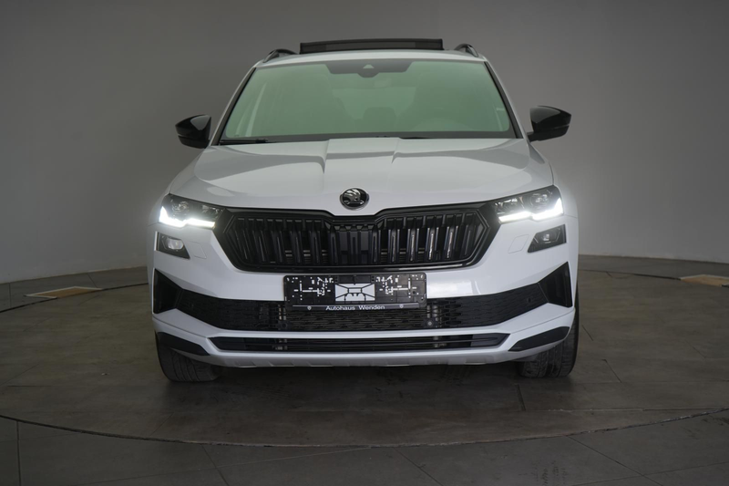 Skoda Karoq 2.0 TSI 4x4 DSG Sportline Pano/Kamera/Navi — photo 2